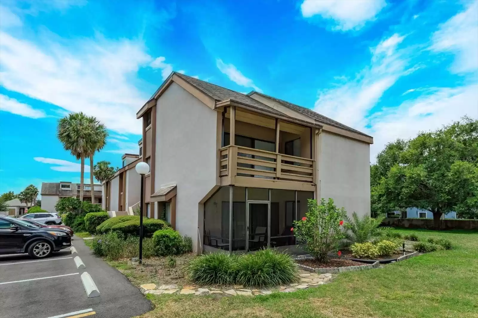 240 ORIENTA POINT STREET, ALTAMONTE SPRINGS, Florida 32701, 1 Bedroom Bedrooms, ,1 BathroomBathrooms,Residential,For Sale,ORIENTA POINT,MFRO6211580