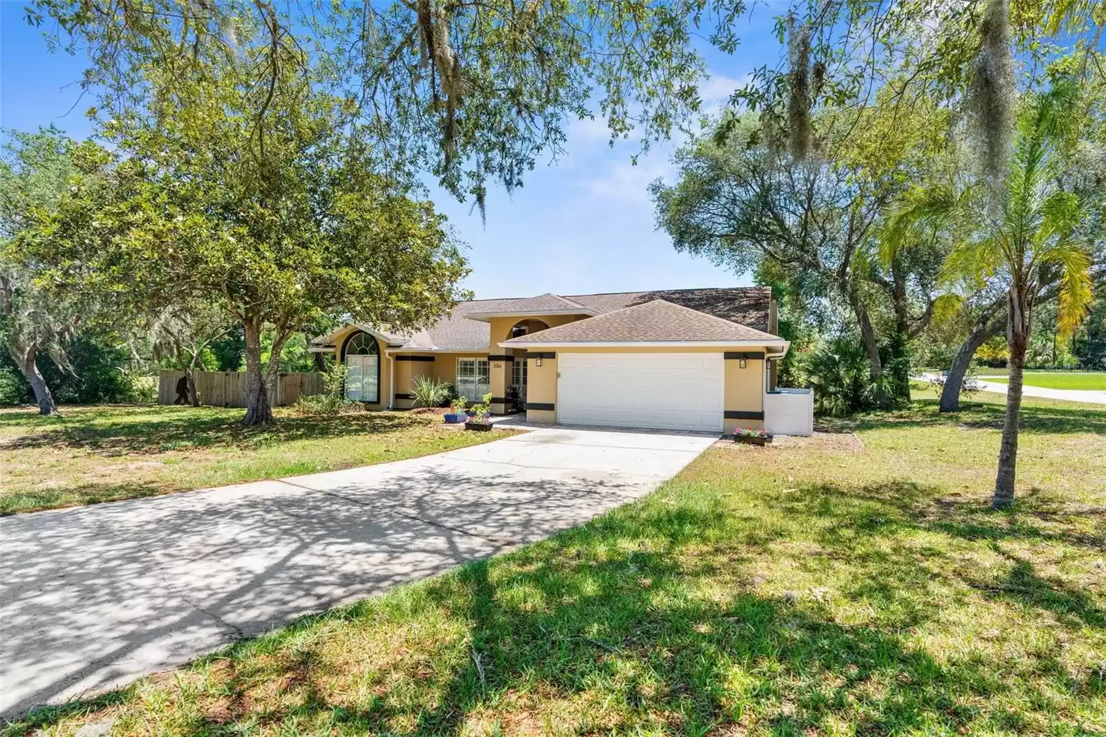 5184 SANDRA DRIVE, WEEKI WACHEE, Florida 34607, 4 Bedrooms Bedrooms, ,2 BathroomsBathrooms,Residential,For Sale,SANDRA,MFRW7865012