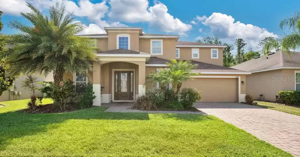 1073 VINSETTA CIRCLE, WINTER GARDEN, Florida 34787, 4 Bedrooms Bedrooms, ,3 BathroomsBathrooms,Residential,For Sale,VINSETTA,MFRP4930706