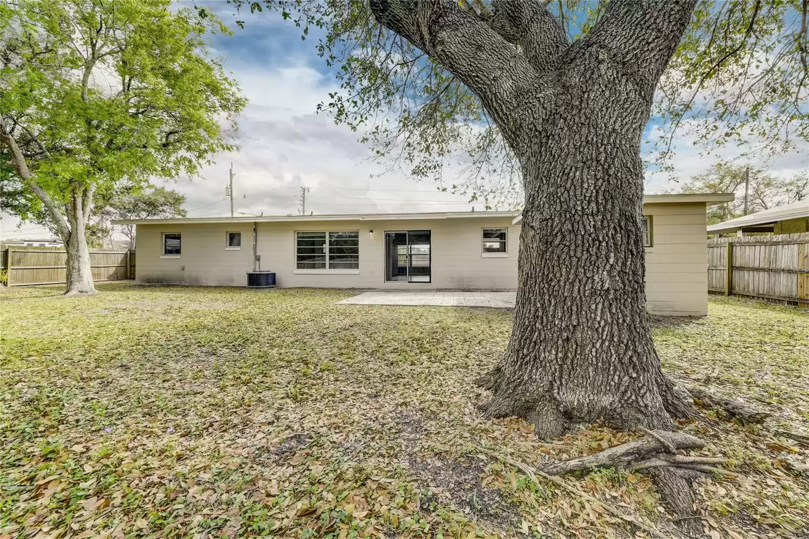 812 OLEANDER STREET, NEW SMYRNA BEACH, Florida 32168, 4 Bedrooms Bedrooms, ,2 BathroomsBathrooms,Residential,For Sale,OLEANDER,MFRO6185345