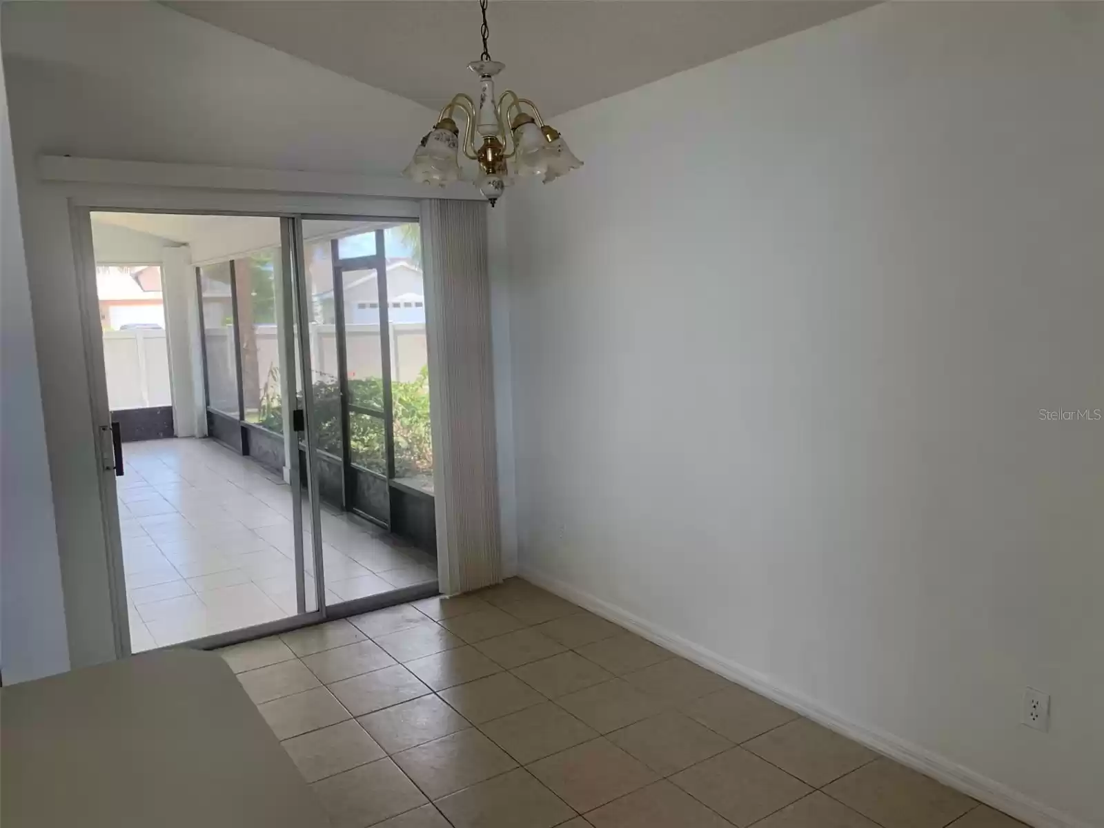 14601 EAGLES CROSSING DRIVE, ORLANDO, Florida 32837, 4 Bedrooms Bedrooms, ,2 BathroomsBathrooms,Residential Lease,For Rent,EAGLES CROSSING,MFRS5106323