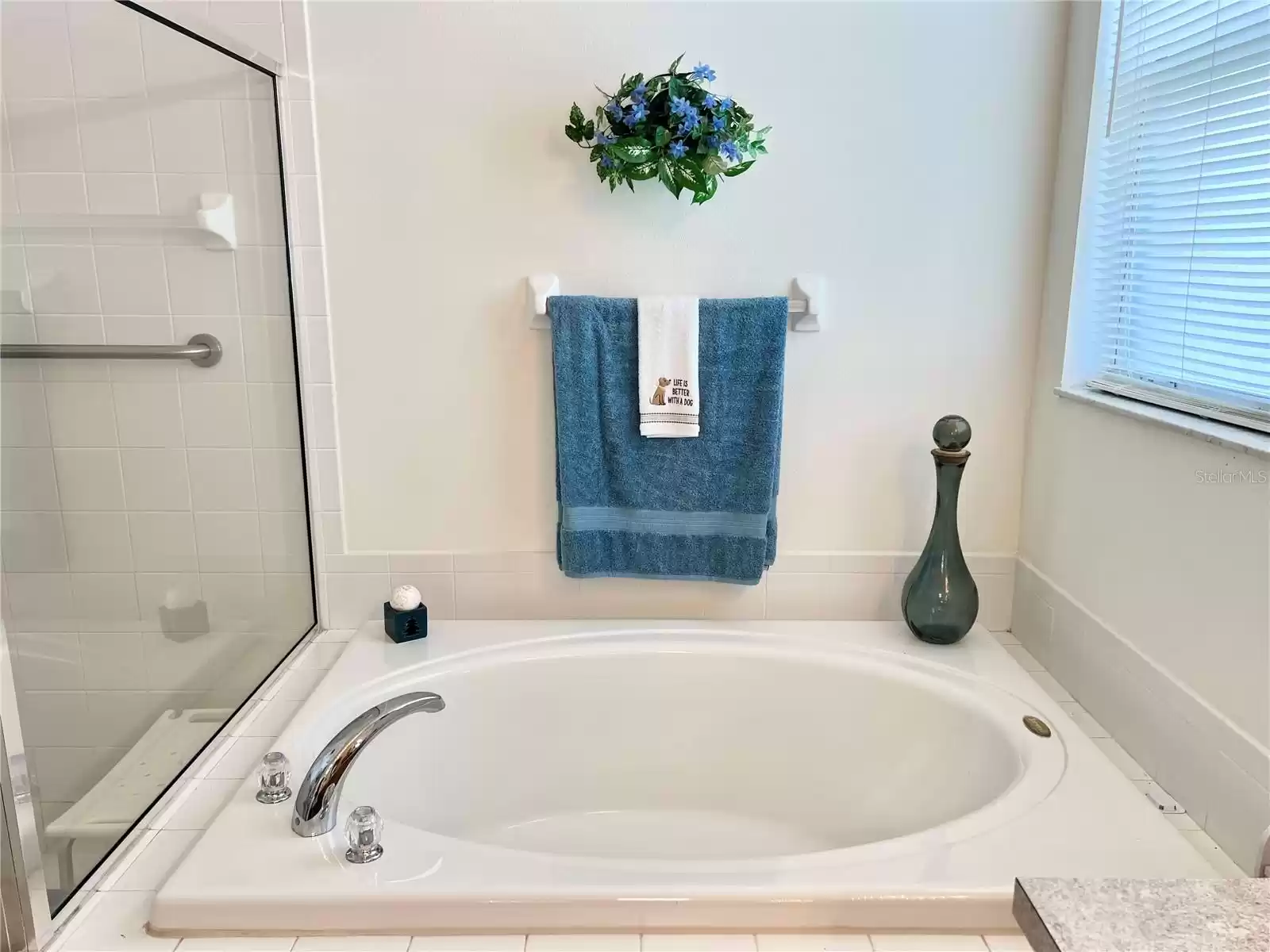 Primary Bath - Garden Tub