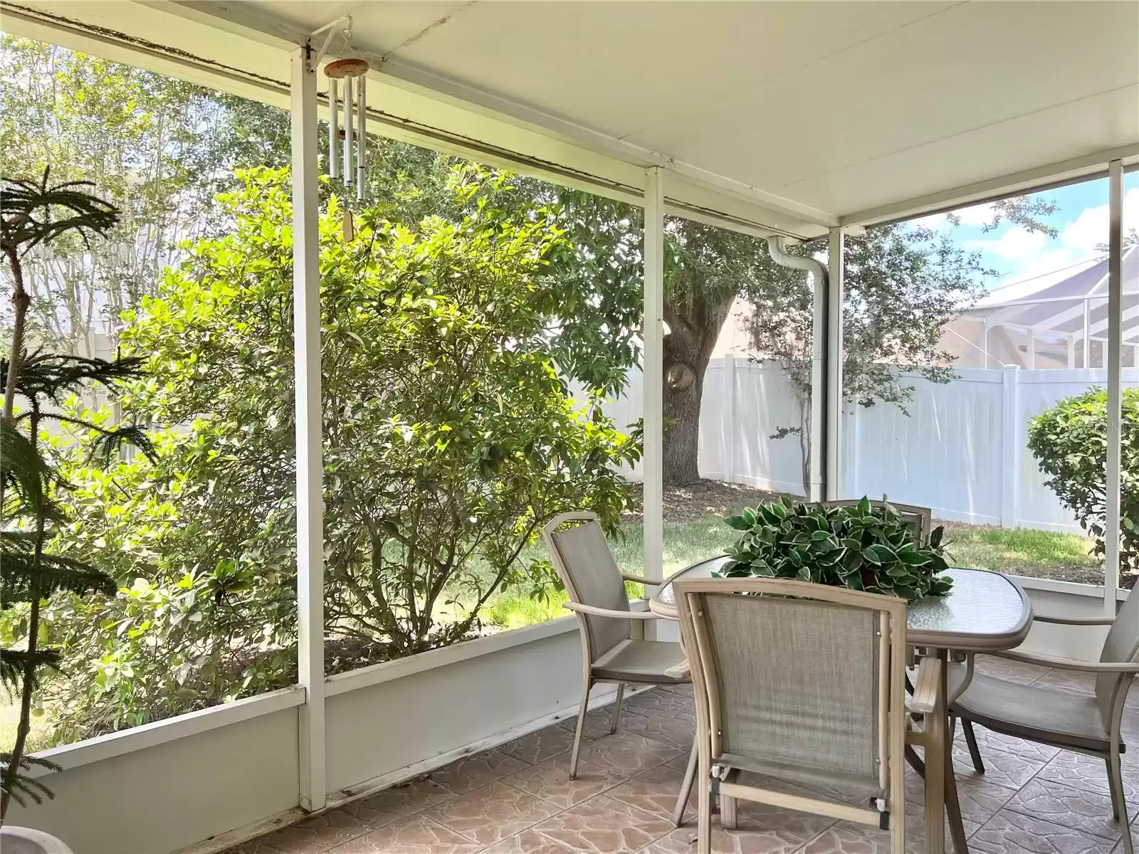 Screened Patio - Tile Floors