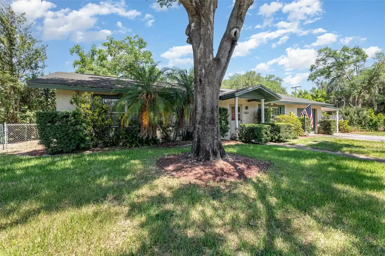 2010 CORDOVA DRIVE, SANFORD, Florida 32771, 3 Bedrooms Bedrooms, ,2 BathroomsBathrooms,Residential,For Sale,CORDOVA,MFRO6208678