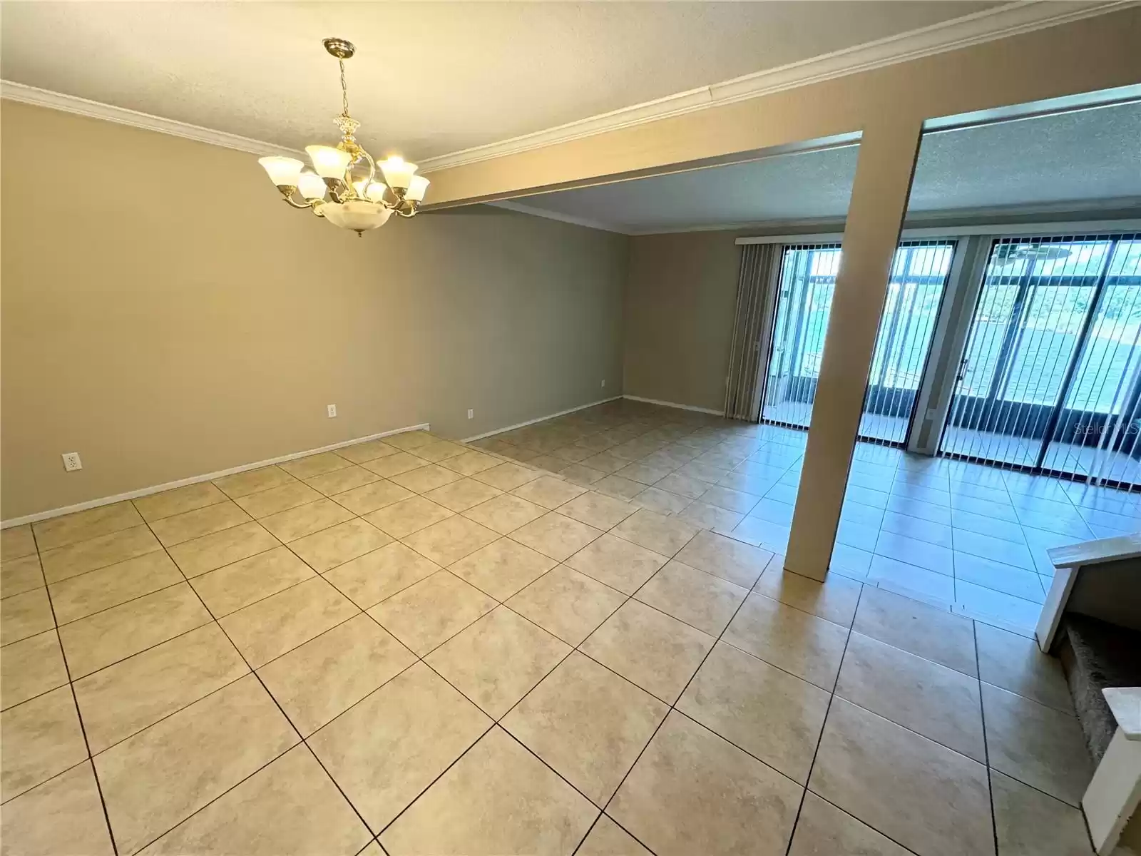 148 MAITLAND AVENUE, ALTAMONTE SPRINGS, Florida 32701, 3 Bedrooms Bedrooms, ,2 BathroomsBathrooms,Residential,For Sale,MAITLAND,MFRO6211654