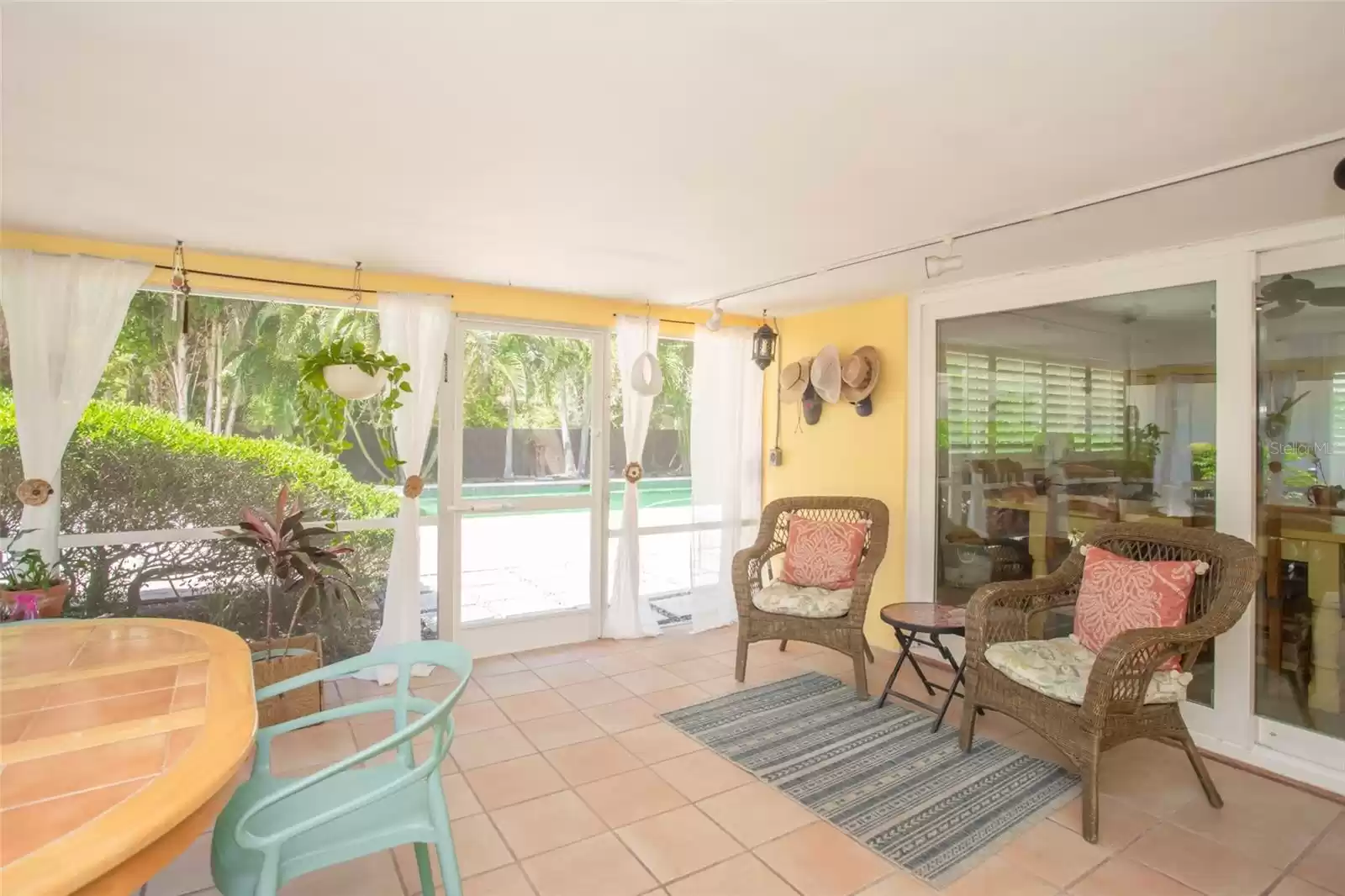 229 57TH AVENUE, SAINT PETERSBURG, Florida 33705, 4 Bedrooms Bedrooms, ,3 BathroomsBathrooms,Residential,For Sale,57TH,MFRU8245449