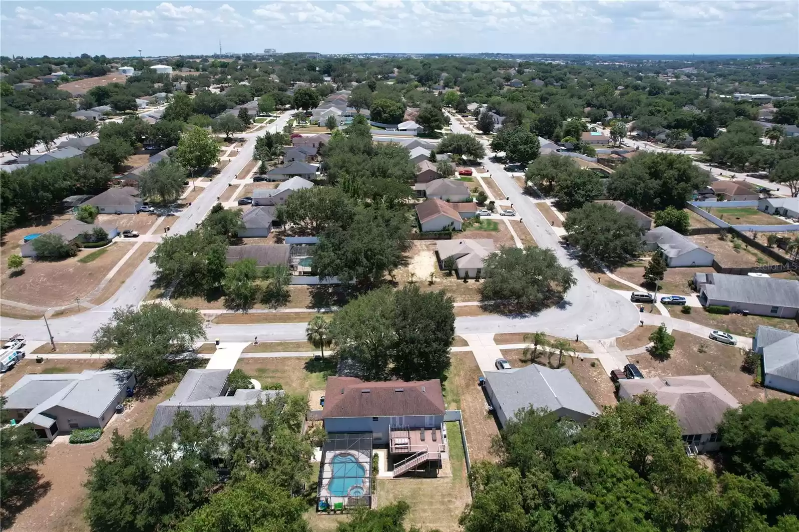 831 SCENIC VIEW CIRCLE, MINNEOLA, Florida 34715, 3 Bedrooms Bedrooms, ,2 BathroomsBathrooms,Residential,For Sale,SCENIC VIEW,MFRS5106388