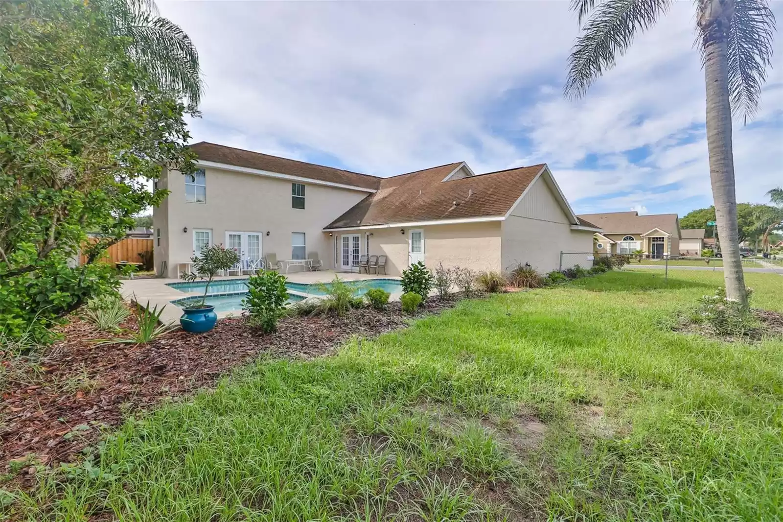 9323 VIA SEGOVIA, NEW PORT RICHEY, Florida 34655, 5 Bedrooms Bedrooms, ,4 BathroomsBathrooms,Residential,For Sale,VIA SEGOVIA,MFRT3532631