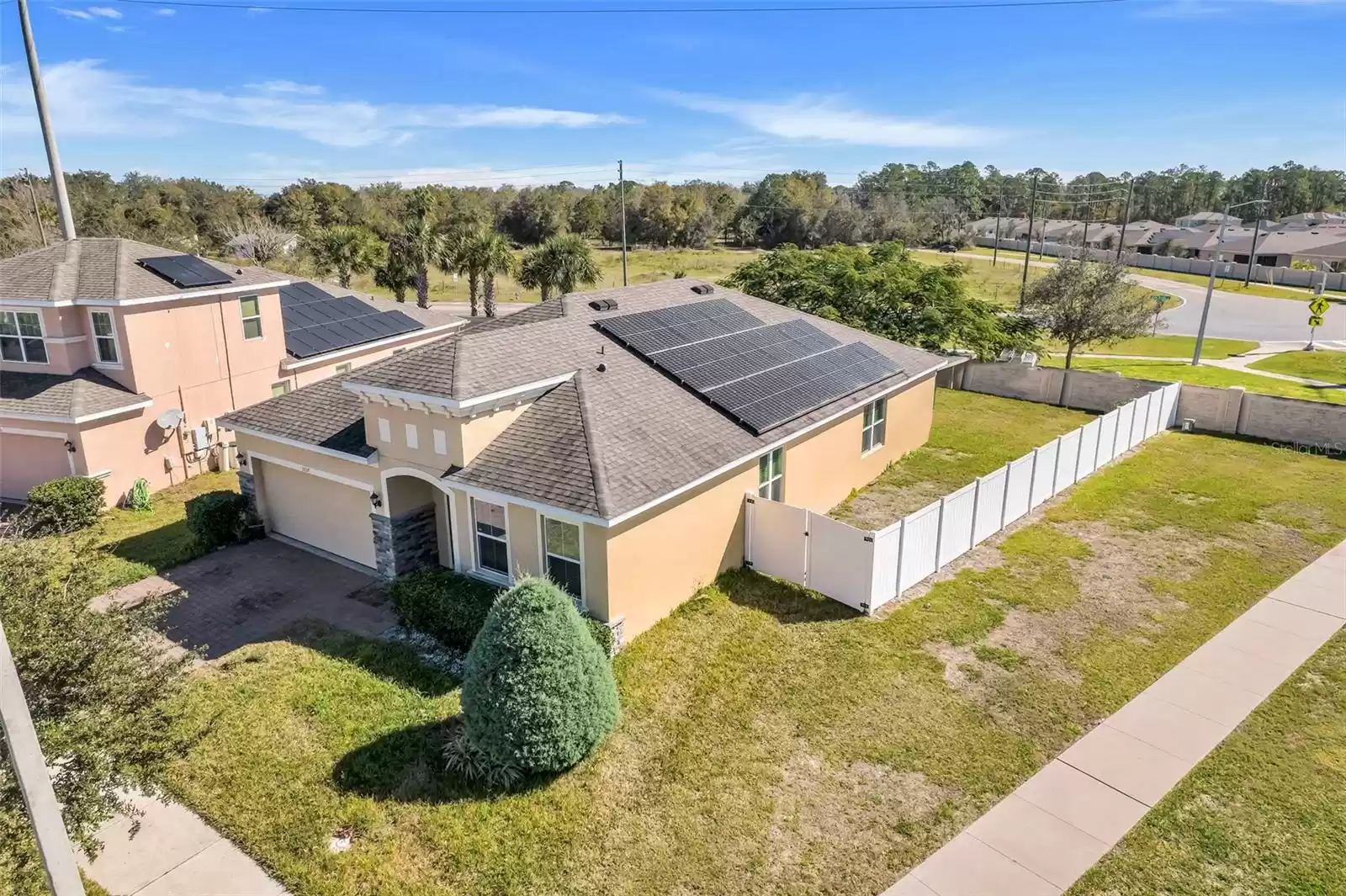 3337 REEDY GLEN DRIVE, KISSIMMEE, Florida 34758, 4 Bedrooms Bedrooms, ,2 BathroomsBathrooms,Residential,For Sale,REEDY GLEN,MFRO6177602