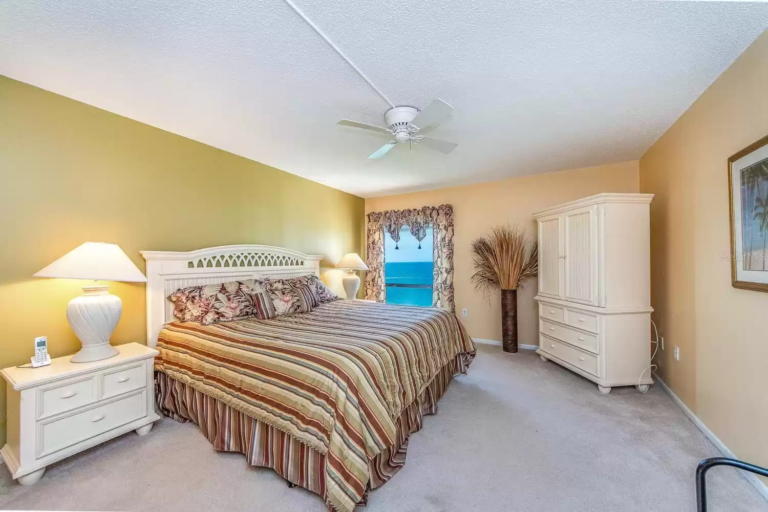 450 GULFVIEW BOULEVARD, CLEARWATER BEACH, Florida 33767, 2 Bedrooms Bedrooms, ,2 BathroomsBathrooms,Residential Lease,For Rent,GULFVIEW,MFRU8231144