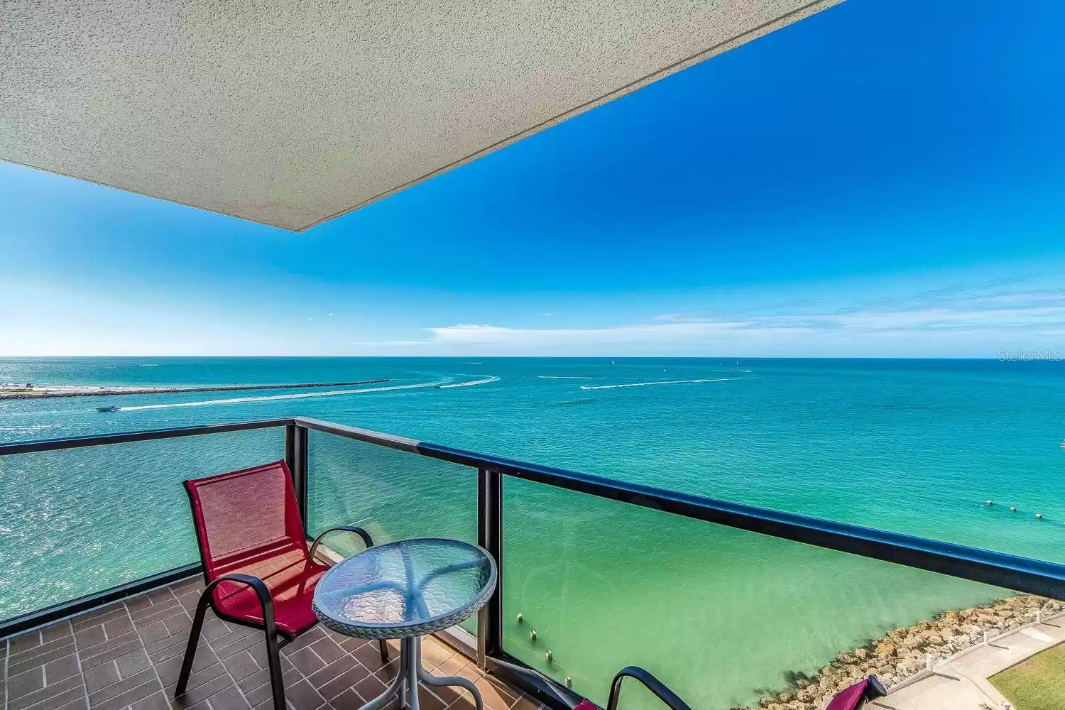 450 GULFVIEW BOULEVARD, CLEARWATER BEACH, Florida 33767, 2 Bedrooms Bedrooms, ,2 BathroomsBathrooms,Residential Lease,For Rent,GULFVIEW,MFRU8231144