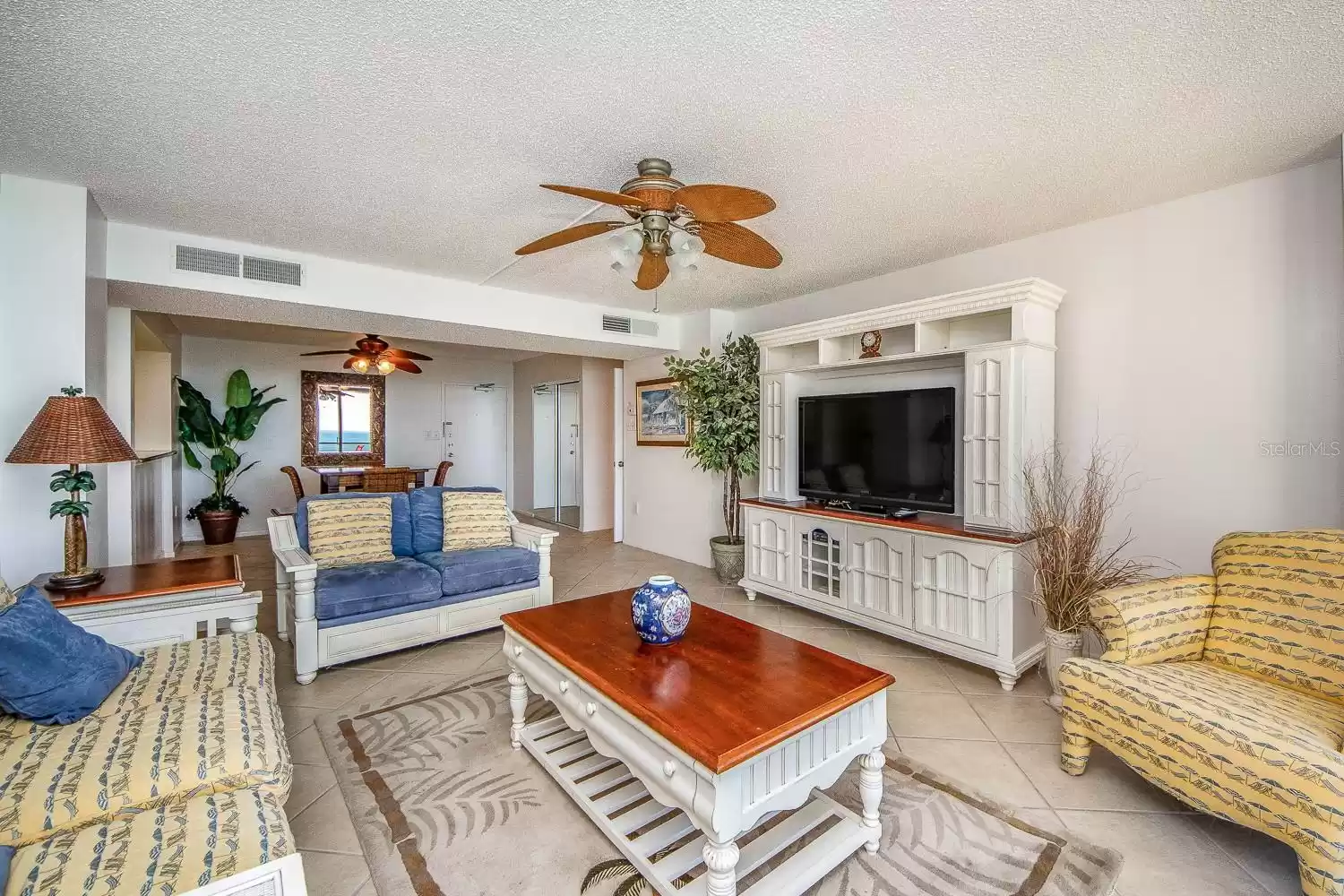 450 GULFVIEW BOULEVARD, CLEARWATER BEACH, Florida 33767, 2 Bedrooms Bedrooms, ,2 BathroomsBathrooms,Residential Lease,For Rent,GULFVIEW,MFRU8231144