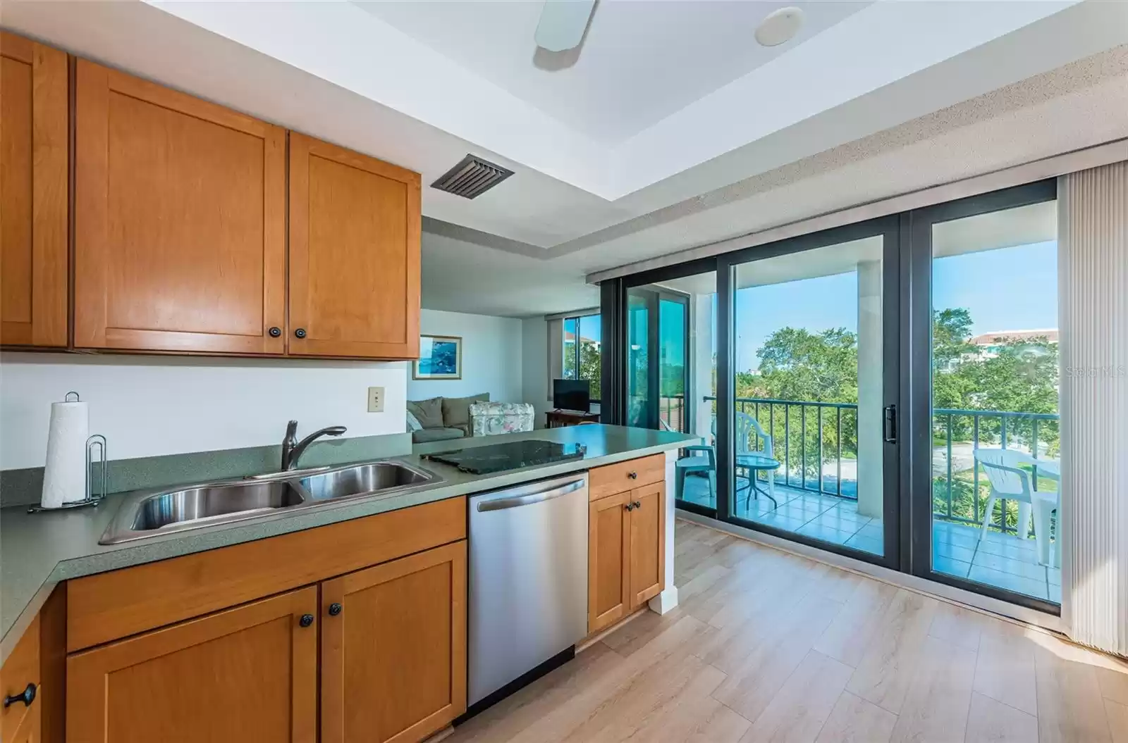 6268 PALMA DEL MAR BOULEVARD, SAINT PETERSBURG, Florida 33715, 2 Bedrooms Bedrooms, ,2 BathroomsBathrooms,Residential,For Sale,PALMA DEL MAR,MFRU8245670