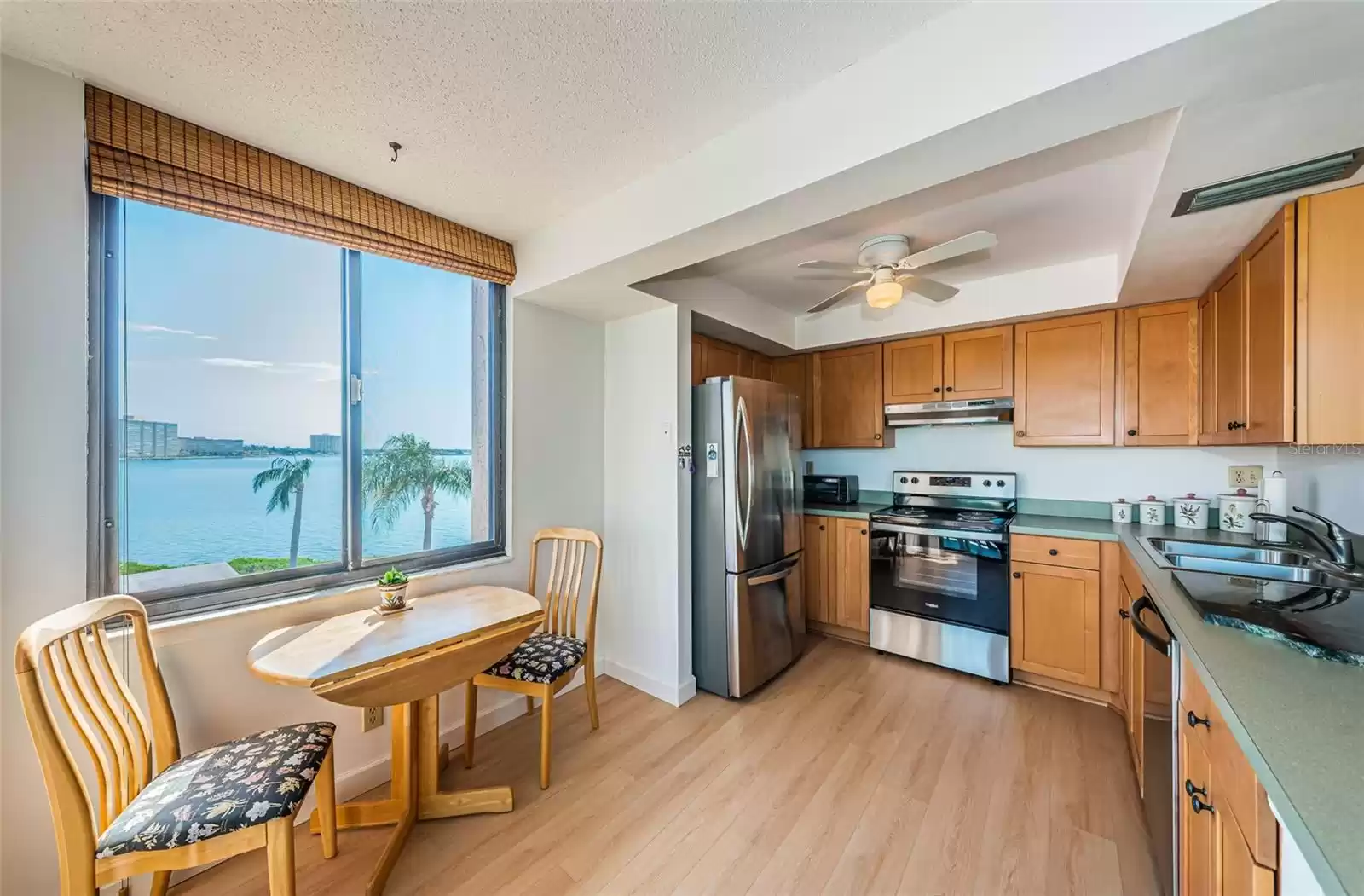 6268 PALMA DEL MAR BOULEVARD, SAINT PETERSBURG, Florida 33715, 2 Bedrooms Bedrooms, ,2 BathroomsBathrooms,Residential,For Sale,PALMA DEL MAR,MFRU8245670