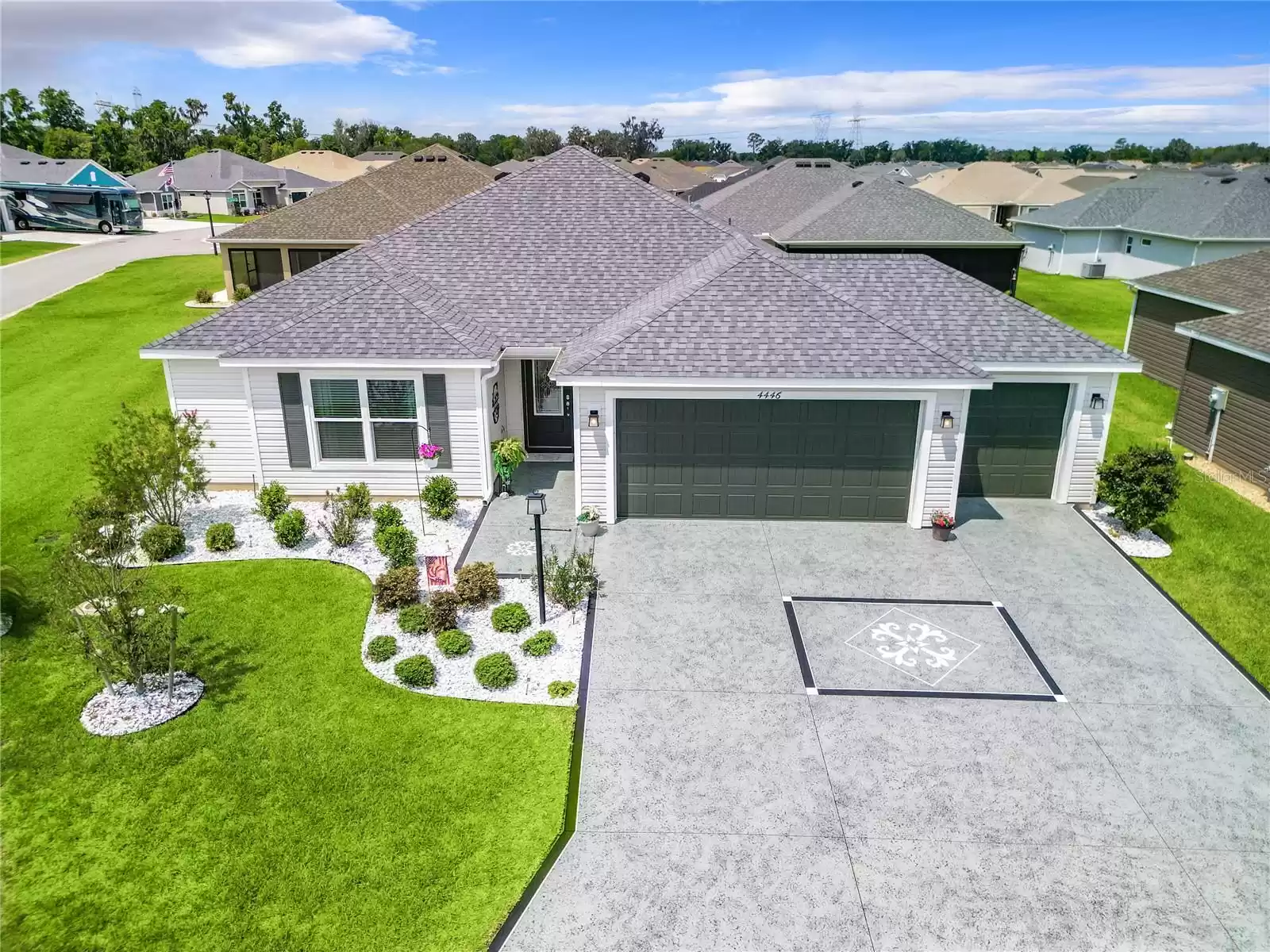 4446 WHITTINGTON CIRCLE, THE VILLAGES, Florida 32163, 3 Bedrooms Bedrooms, ,2 BathroomsBathrooms,Residential,For Sale,WHITTINGTON,MFRG5082781