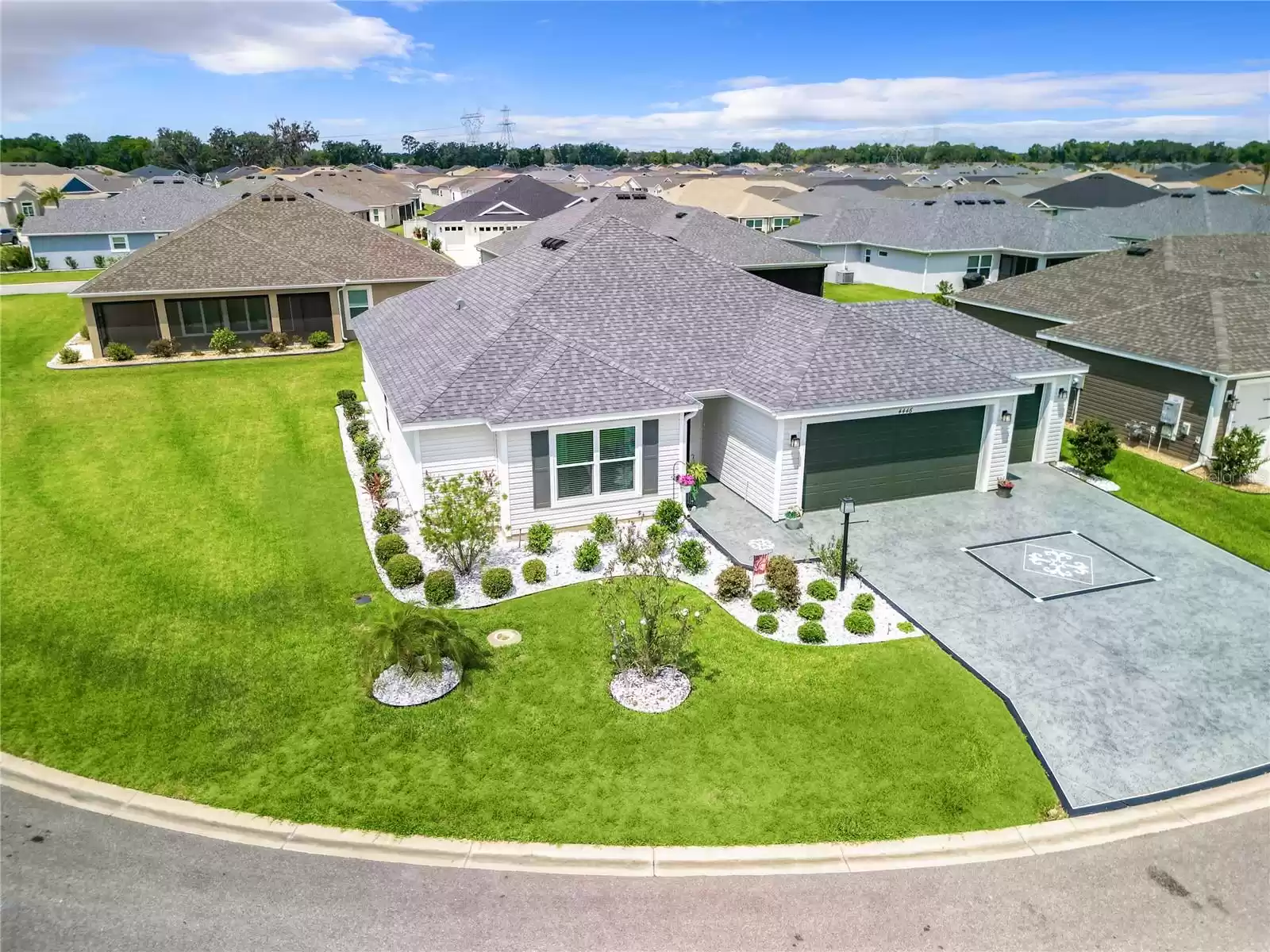 4446 WHITTINGTON CIRCLE, THE VILLAGES, Florida 32163, 3 Bedrooms Bedrooms, ,2 BathroomsBathrooms,Residential,For Sale,WHITTINGTON,MFRG5082781