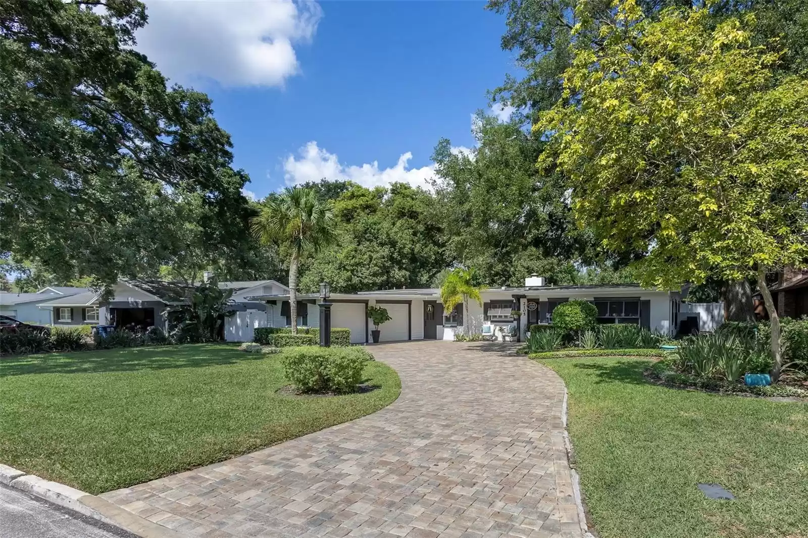 2105 FOSGATE DRIVE, WINTER PARK, Florida 32789, 5 Bedrooms Bedrooms, ,4 BathroomsBathrooms,Residential,For Sale,FOSGATE,MFRO6212814