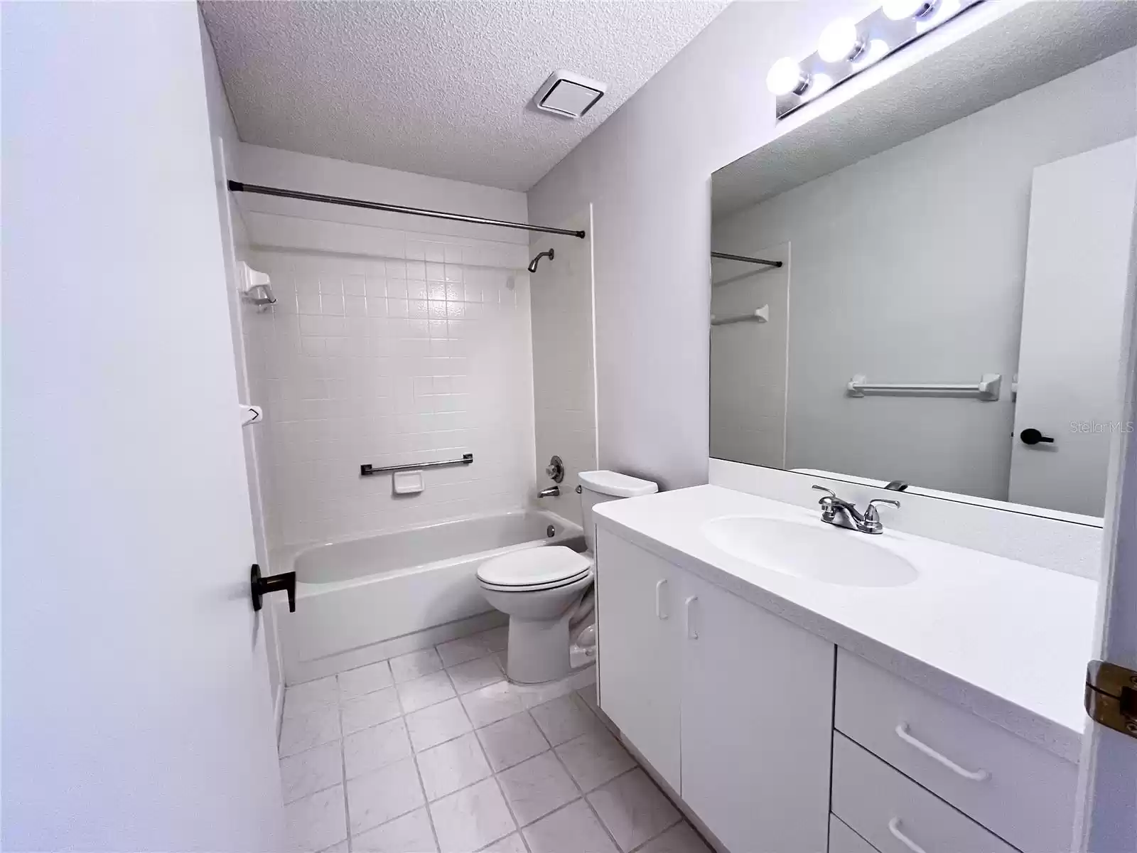 4956 BOSTONIAN LOOP, NEW PORT RICHEY, Florida 34655, 2 Bedrooms Bedrooms, ,2 BathroomsBathrooms,Residential,For Sale,BOSTONIAN,MFRW7863327