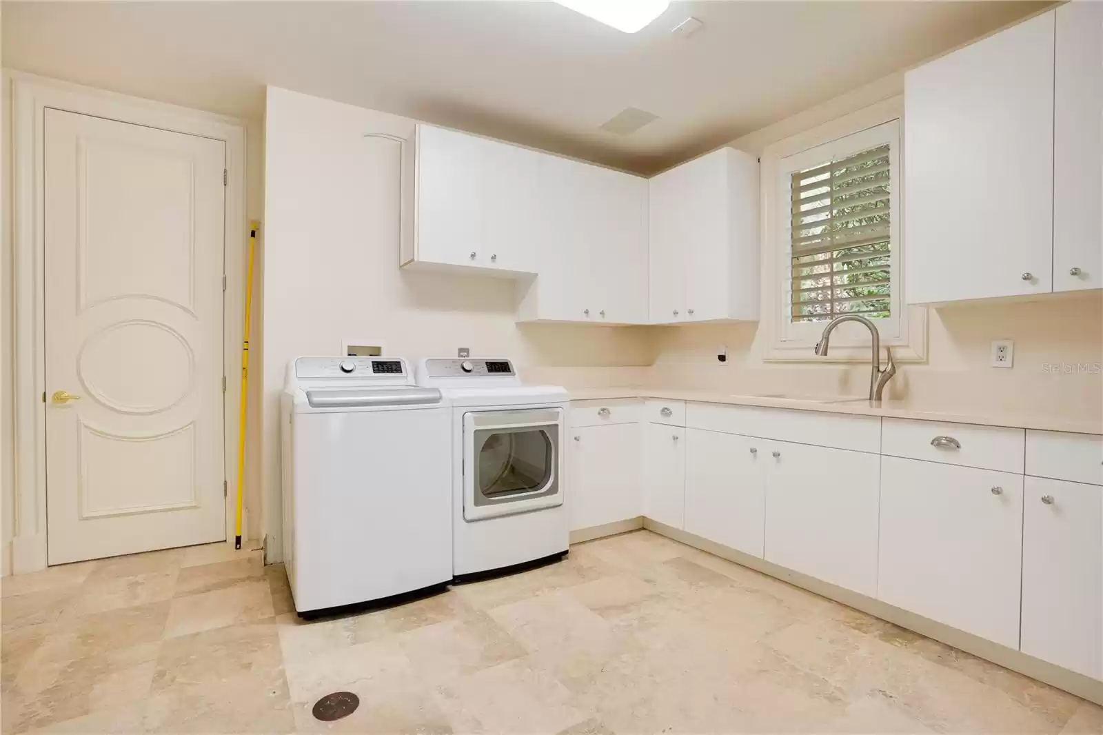 1st floor Laundry Room