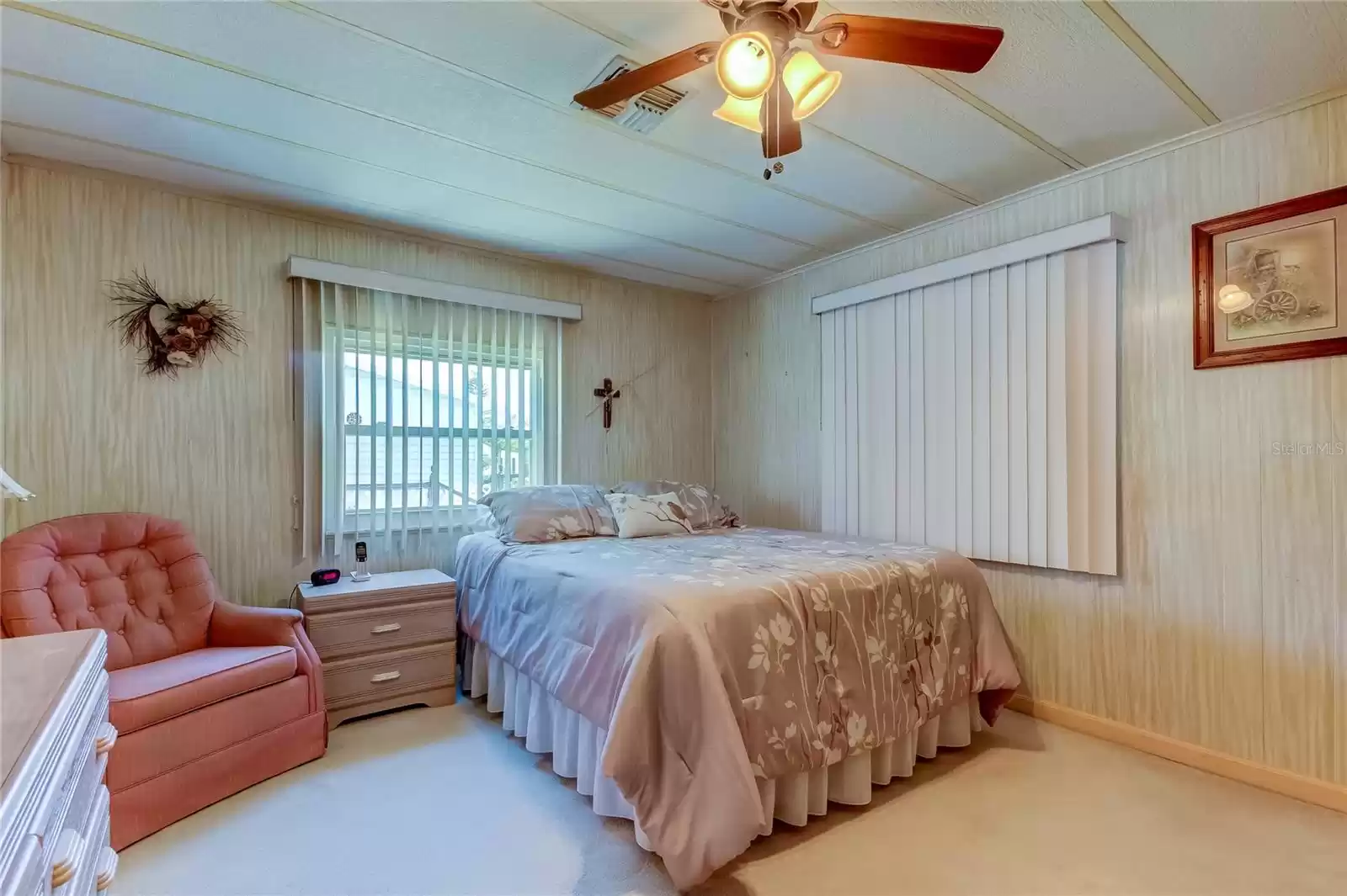 402 BLUE MARLIN DRIVE, OLDSMAR, Florida 34677, 2 Bedrooms Bedrooms, ,2 BathroomsBathrooms,Residential,For Sale,BLUE MARLIN,MFRU8245077