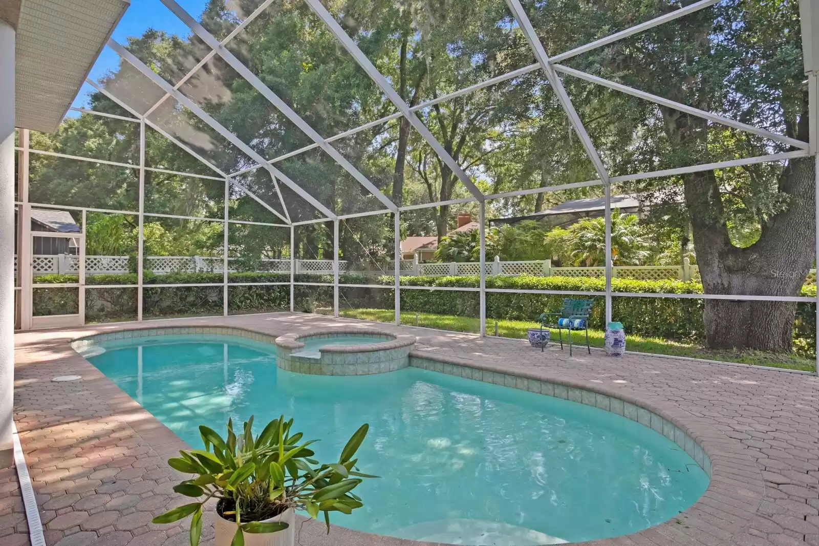 Screened-In Pool