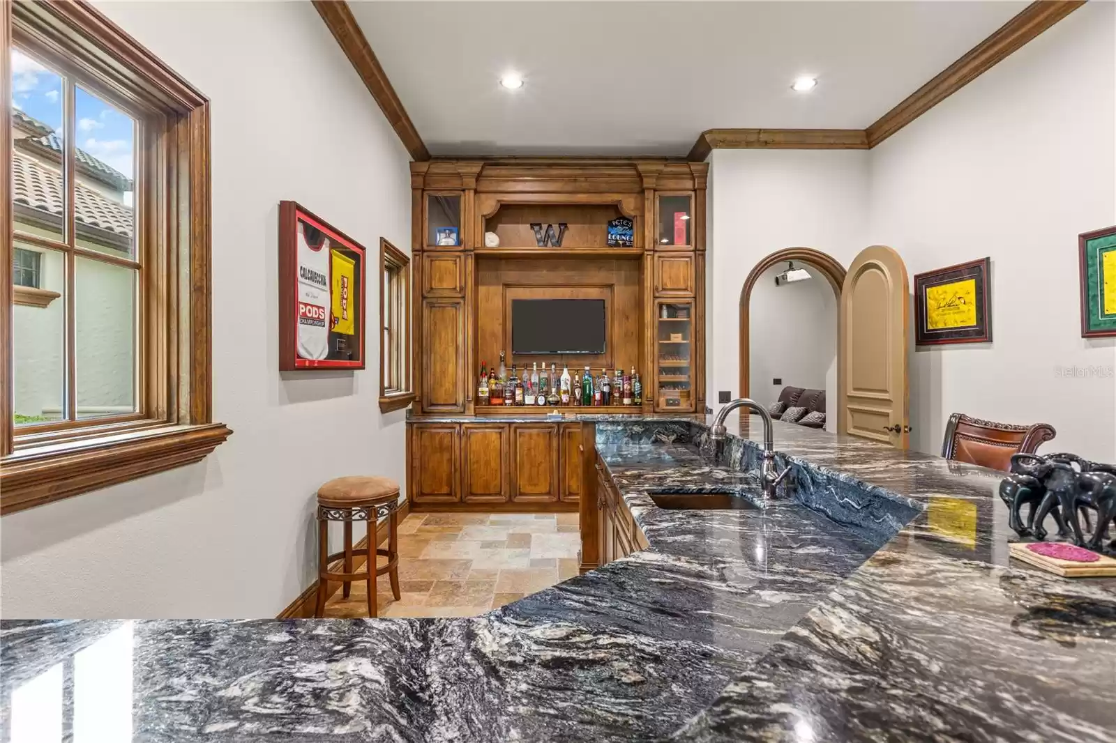 Wall unit feature cigar humidor