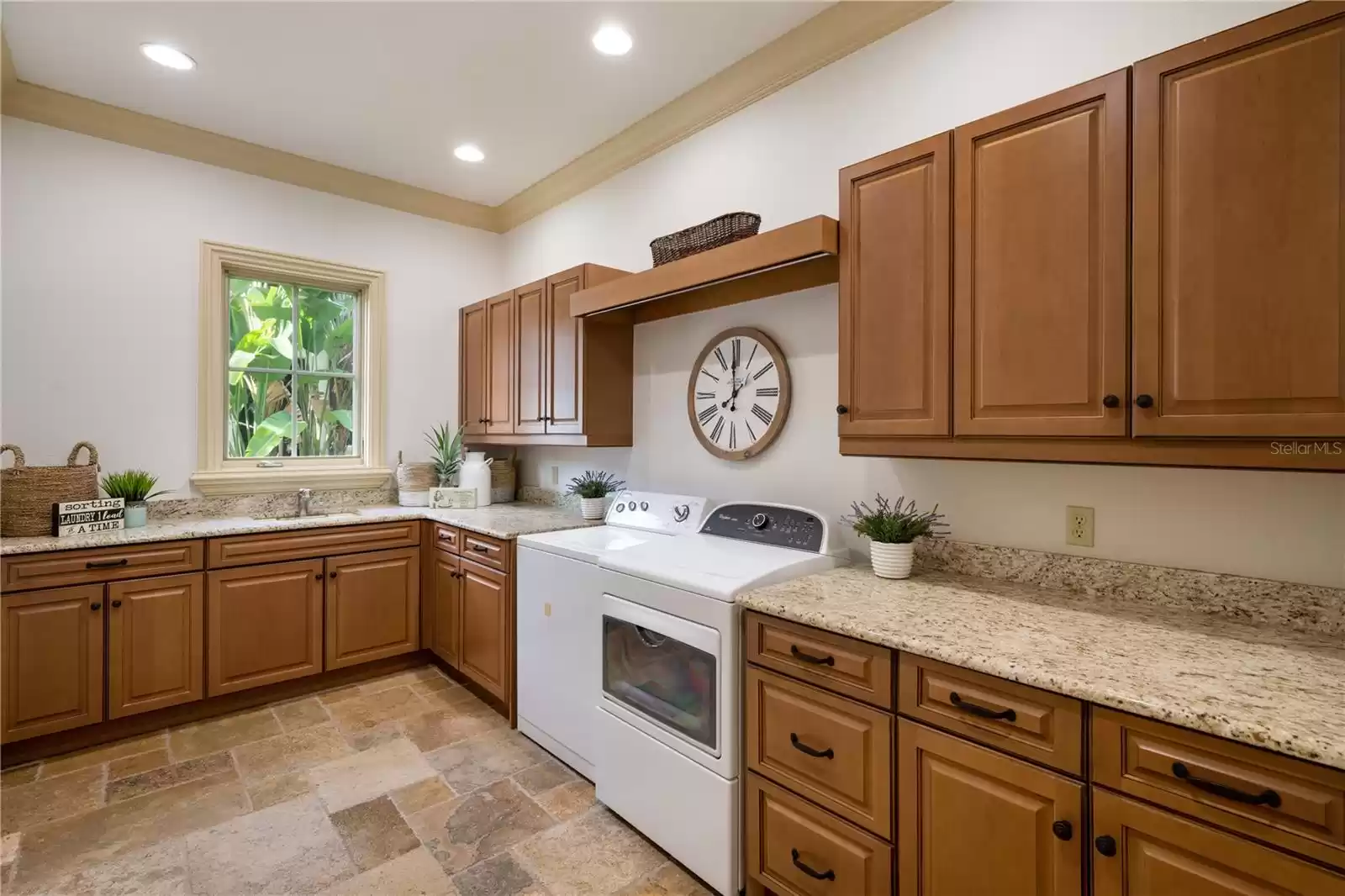 Laundry Room and so much more.....Catering Staging area/Crafting/hobby work space!