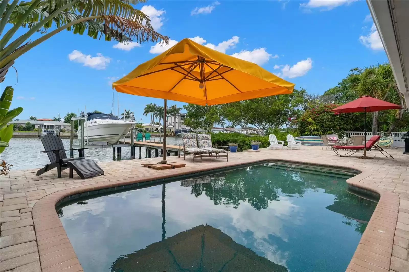 Large Umbrella & Plenty of Lounge Chairs