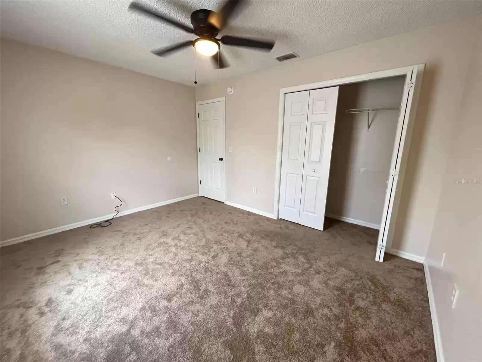 667 BASINGSTOKE COURT, KISSIMMEE, Florida 34758, 3 Bedrooms Bedrooms, ,2 BathroomsBathrooms,Residential Lease,For Rent,BASINGSTOKE,MFRS5106549