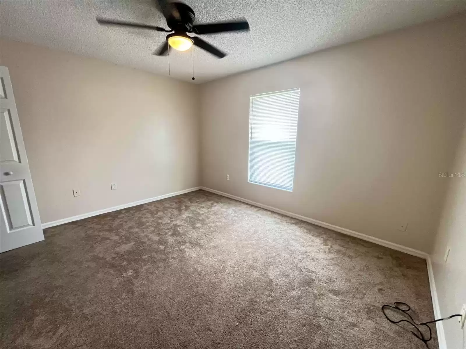 667 BASINGSTOKE COURT, KISSIMMEE, Florida 34758, 3 Bedrooms Bedrooms, ,2 BathroomsBathrooms,Residential Lease,For Rent,BASINGSTOKE,MFRS5106549