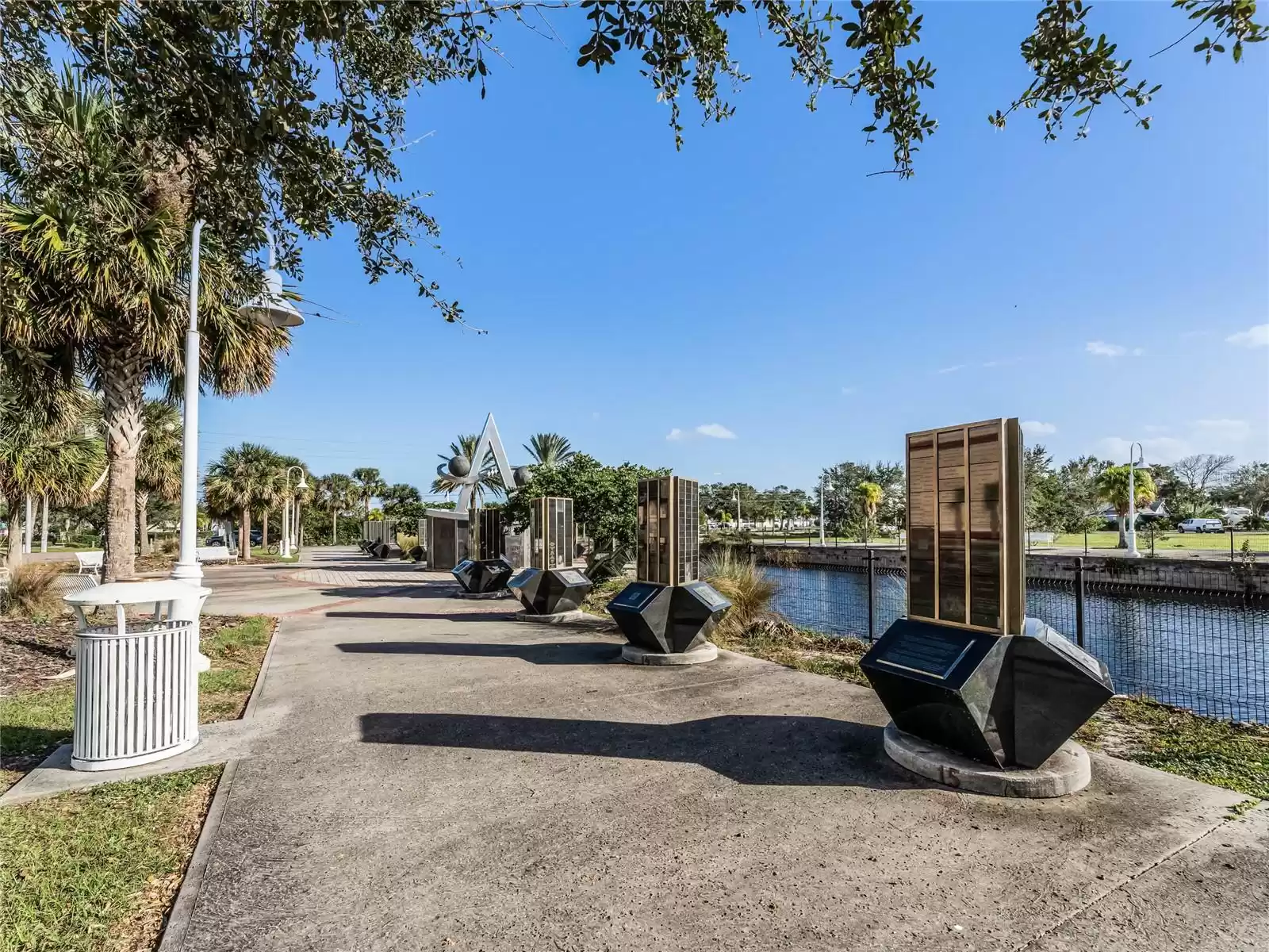 1088 PATRIOT LOOP, HAINES CITY, Florida 33844, 4 Bedrooms Bedrooms, ,3 BathroomsBathrooms,Residential,For Sale,PATRIOT,0,MFRO6203292