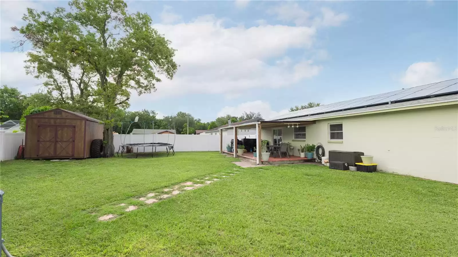 337 SAND PINE TRAIL, WINTER HAVEN, Florida 33880, 3 Bedrooms Bedrooms, ,2 BathroomsBathrooms,Residential,For Sale,SAND PINE,MFRP4930569