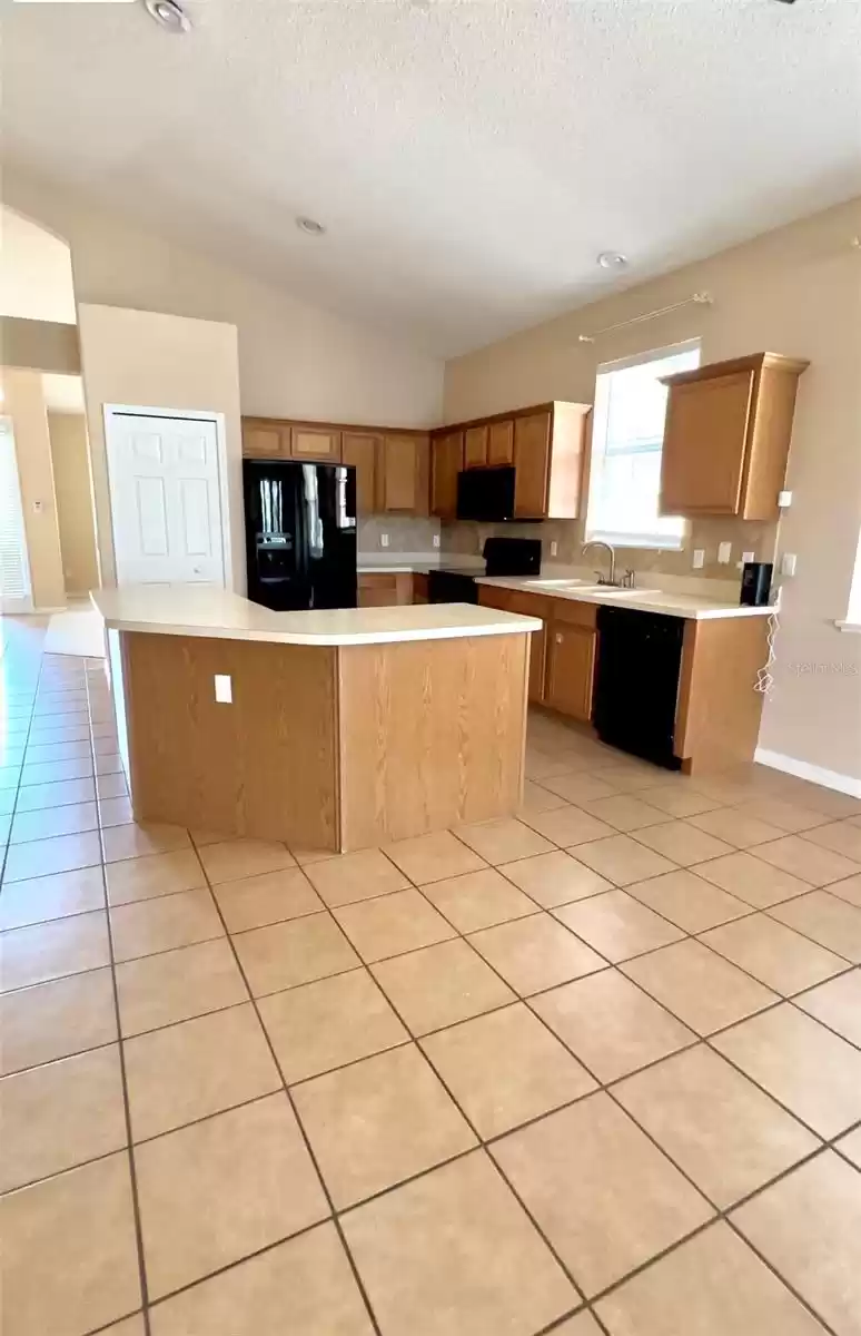 2324 SAND ARBOR CIRCLE, ORLANDO, Florida 32824, 4 Bedrooms Bedrooms, ,2 BathroomsBathrooms,Residential Lease,For Rent,SAND ARBOR,MFRO6213683