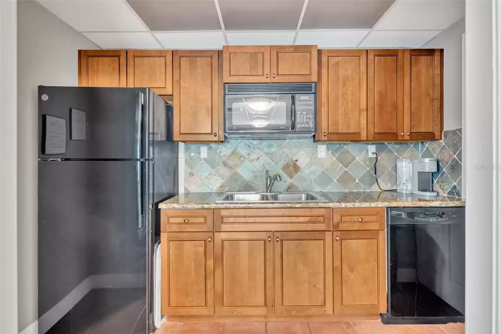 The kitchen in the clubhouse room