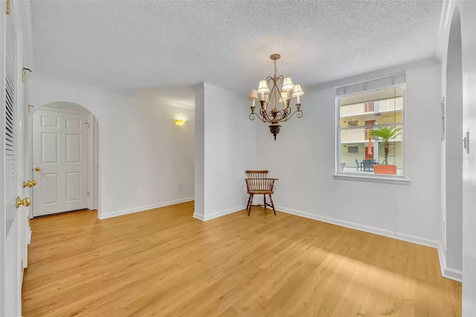 Walking into foyer and dining room