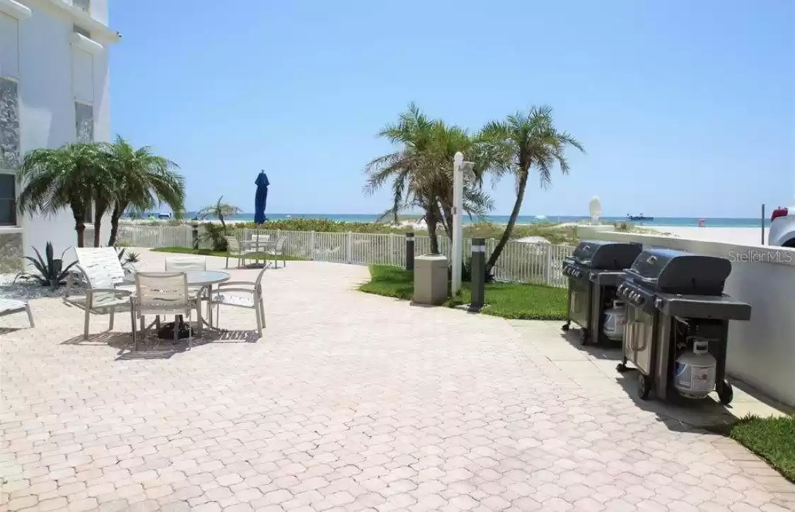 ST PETE BEACH, Florida 33706, 2 Bedrooms Bedrooms, ,2 BathroomsBathrooms,Residential Lease,For Rent,MFRU8246648