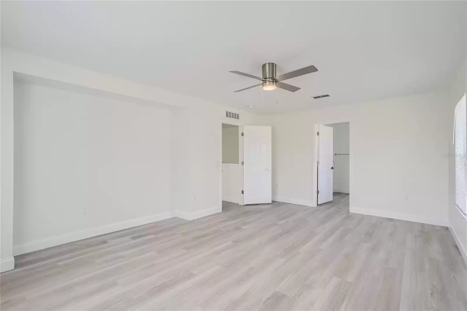 5424 HAMMOCK VIEW LANE, APOLLO BEACH, Florida 33572, 3 Bedrooms Bedrooms, ,2 BathroomsBathrooms,Residential,For Sale,HAMMOCK VIEW,MFRT3498546