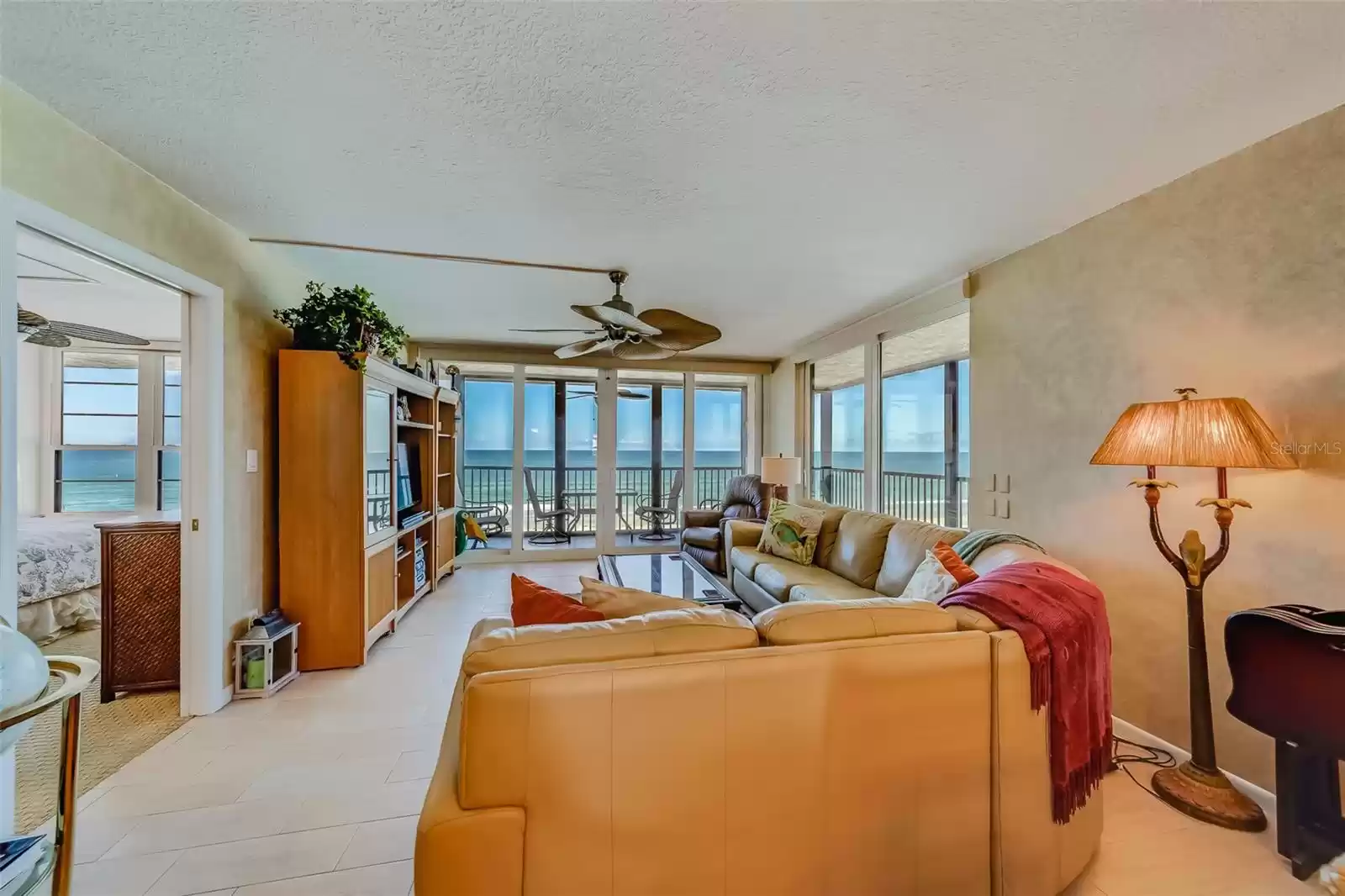 17580 GULF BOULEVARD, REDINGTON SHORES, Florida 33708, 2 Bedrooms Bedrooms, ,2 BathroomsBathrooms,Residential Lease,For Rent,GULF,MFRU8246957