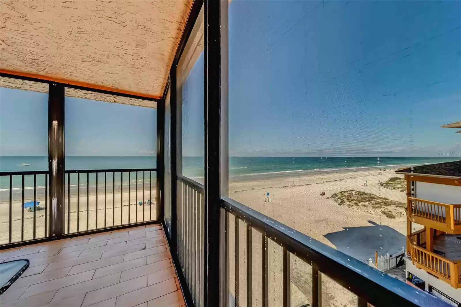 17580 GULF BOULEVARD, REDINGTON SHORES, Florida 33708, 2 Bedrooms Bedrooms, ,2 BathroomsBathrooms,Residential Lease,For Rent,GULF,MFRU8246957