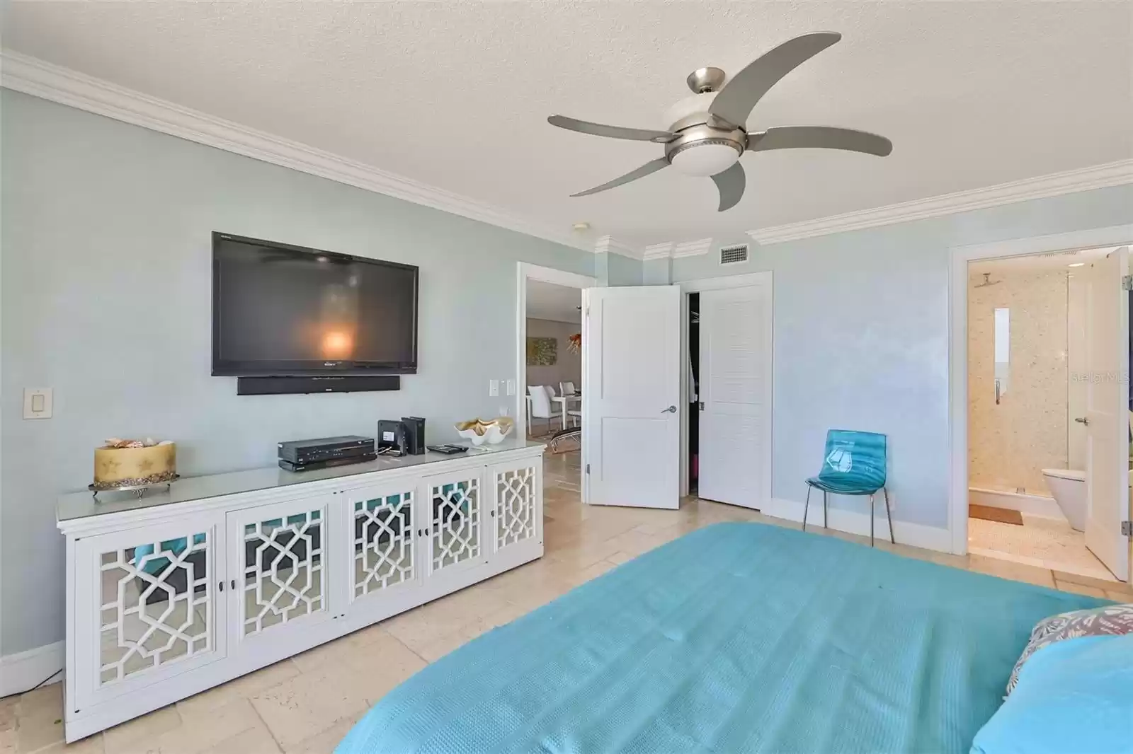 5396 GULF BOULEVARD, ST PETERSBURG BEACH, Florida 33706, 2 Bedrooms Bedrooms, ,2 BathroomsBathrooms,Residential Lease,For Rent,GULF,MFRT3534775