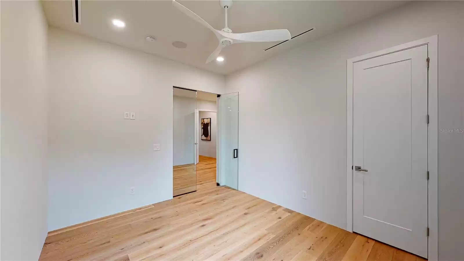 206 TREASURE DRIVE, TAMPA, Florida 33609, 5 Bedrooms Bedrooms, ,5 BathroomsBathrooms,Residential,For Sale,TREASURE,MFRT3533932