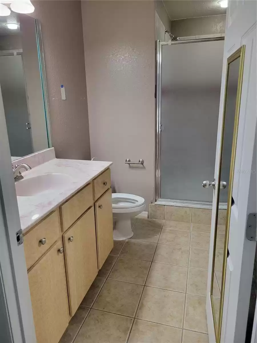 5009 SUNRIDGE PALMS DRIVE, TAMPA, Florida 33617, 2 Bedrooms Bedrooms, ,2 BathroomsBathrooms,Residential Lease,For Rent,SUNRIDGE PALMS,MFRT3535299