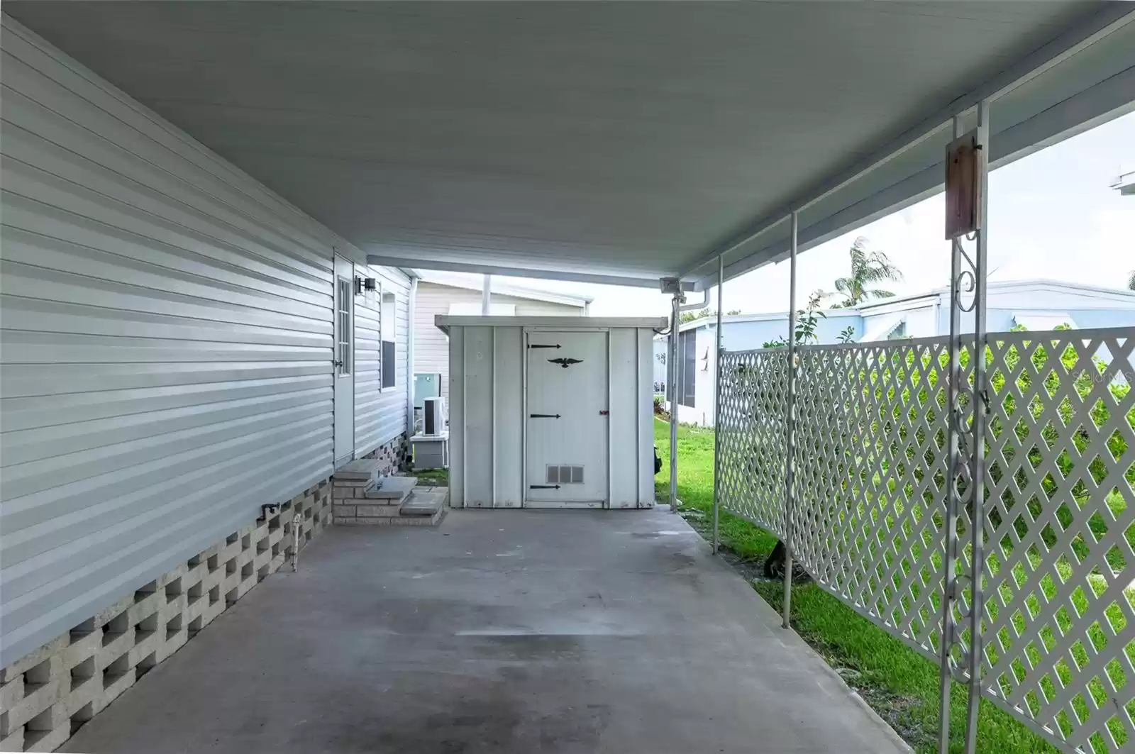 617 MOUNT LANCASTER AVENUE, ST PETERSBURG, Florida 33702, 2 Bedrooms Bedrooms, ,1 BathroomBathrooms,Residential,For Sale,MOUNT LANCASTER,MFRU8247416