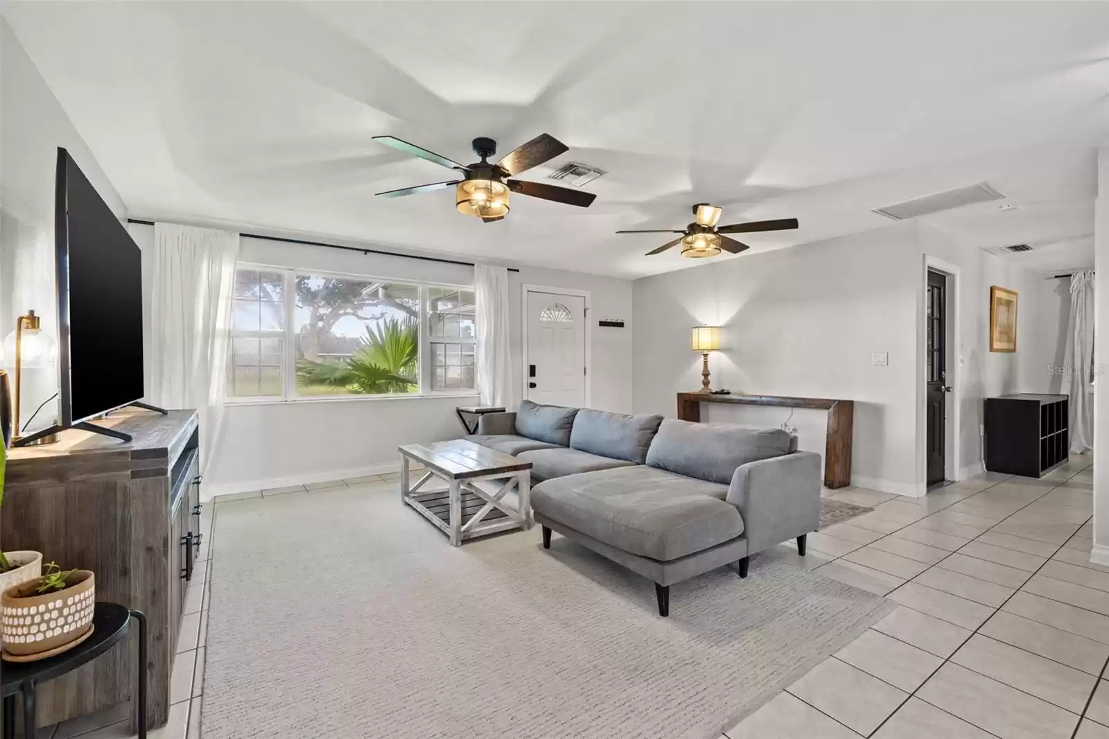 1768 ALGONQUIN DRIVE, CLEARWATER, Florida 33755, 2 Bedrooms Bedrooms, ,2 BathroomsBathrooms,Residential,For Sale,ALGONQUIN,MFRU8247258