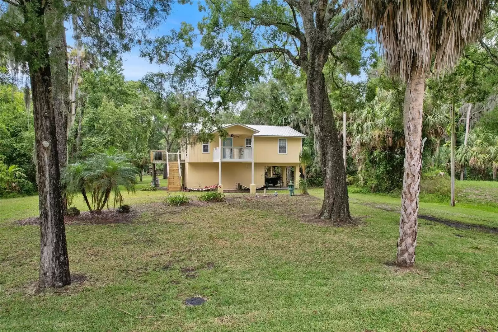 10551 NEW YORK STREET, HOMOSASSA, Florida 34448, 2 Bedrooms Bedrooms, ,2 BathroomsBathrooms,Residential,For Sale,NEW YORK,MFRT3535887