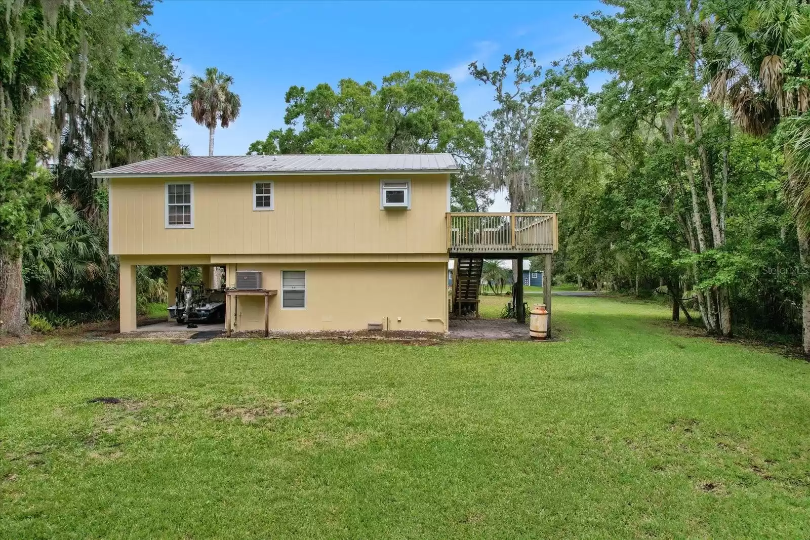 10551 NEW YORK STREET, HOMOSASSA, Florida 34448, 2 Bedrooms Bedrooms, ,2 BathroomsBathrooms,Residential,For Sale,NEW YORK,MFRT3535887