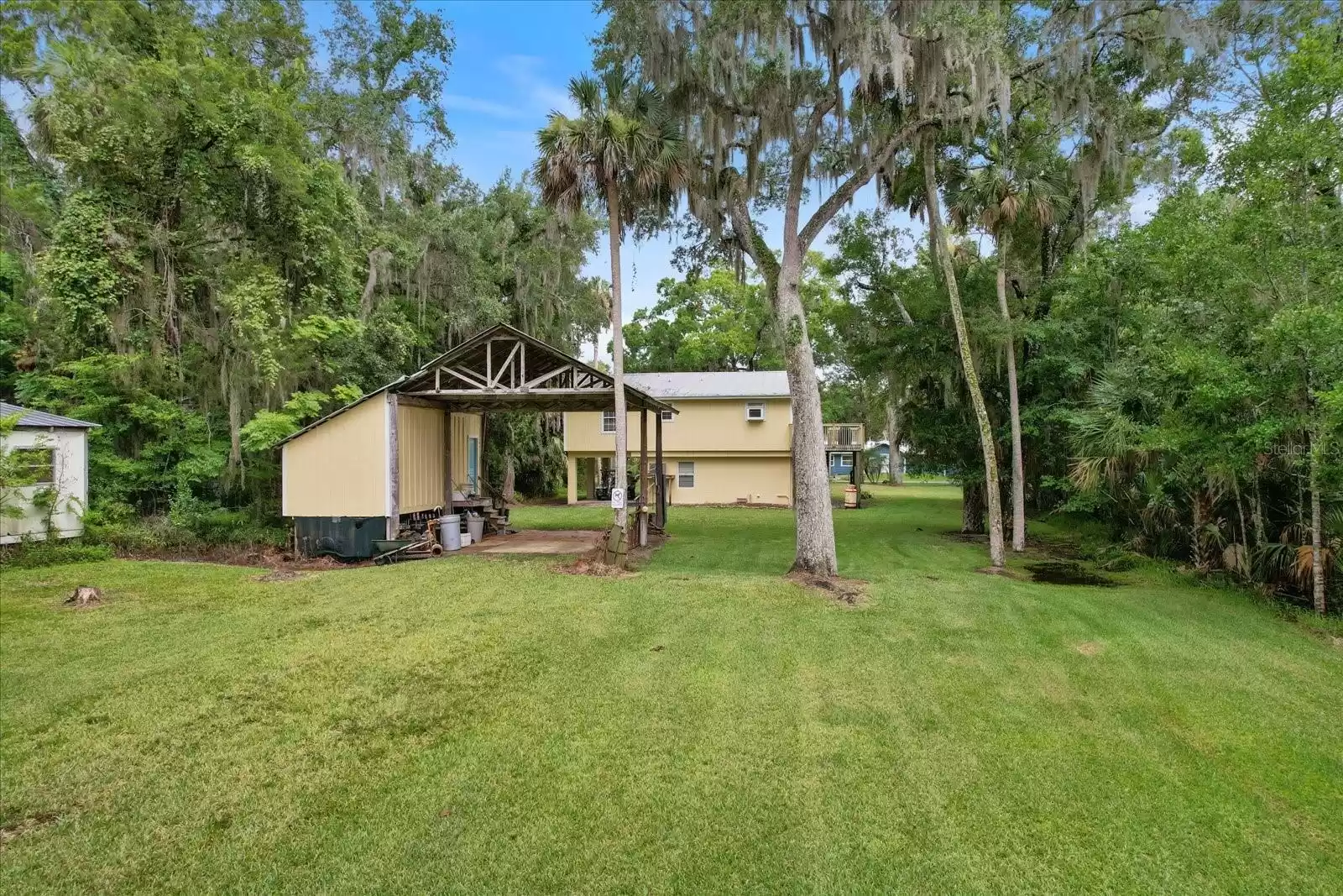 10551 NEW YORK STREET, HOMOSASSA, Florida 34448, 2 Bedrooms Bedrooms, ,2 BathroomsBathrooms,Residential,For Sale,NEW YORK,MFRT3535887