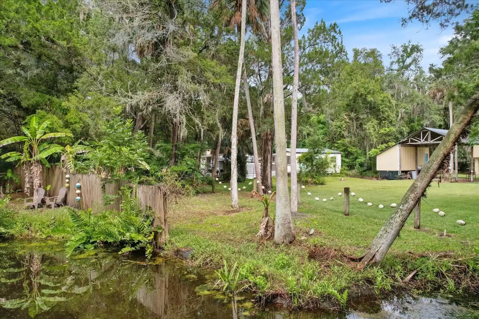 10551 NEW YORK STREET, HOMOSASSA, Florida 34448, 2 Bedrooms Bedrooms, ,2 BathroomsBathrooms,Residential,For Sale,NEW YORK,MFRT3535887