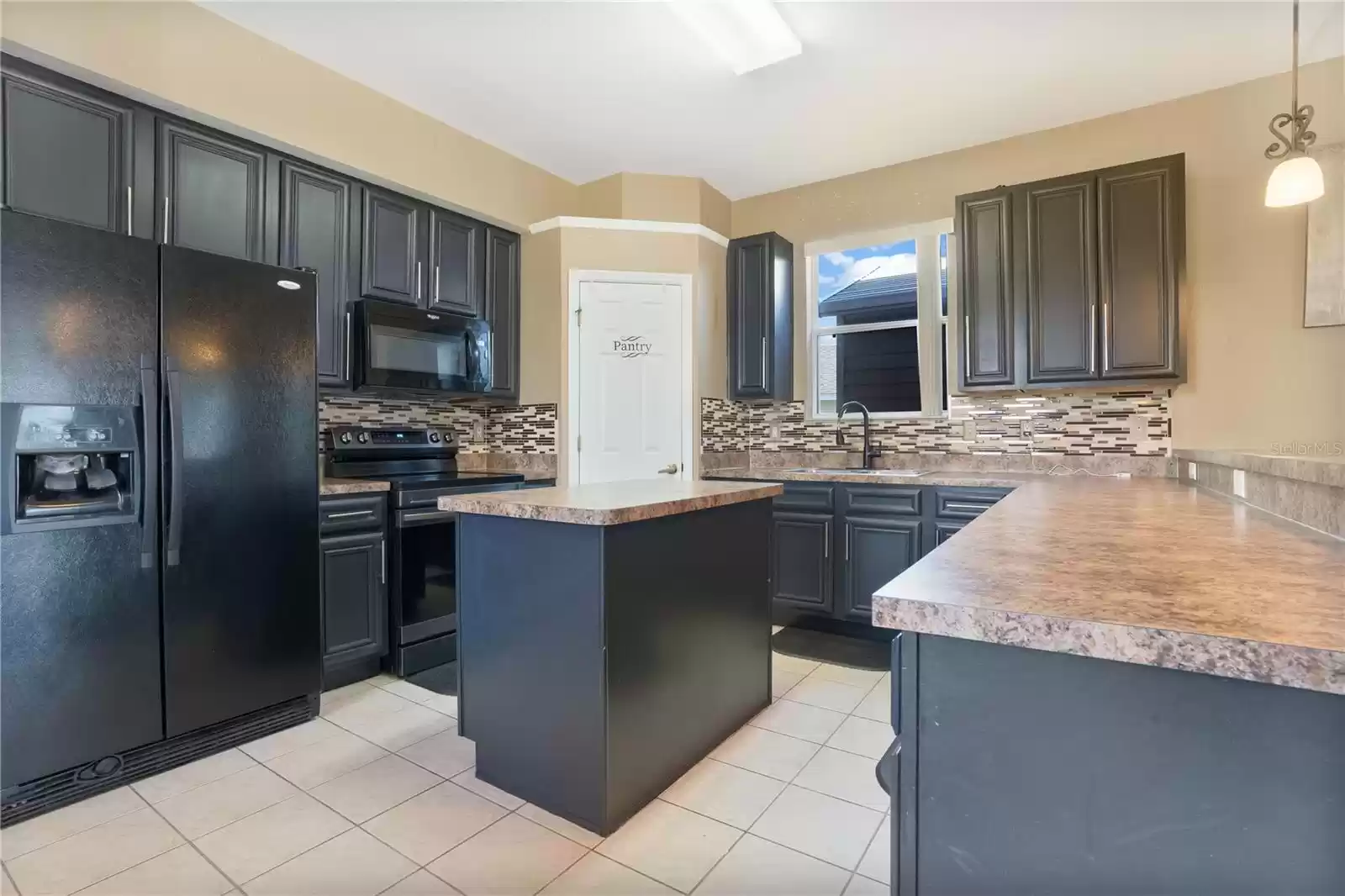 2911 75TH BOULEVARD, BUSHNELL, Florida 33513, 3 Bedrooms Bedrooms, ,2 BathroomsBathrooms,Residential,For Sale,75TH,MFRO6215799