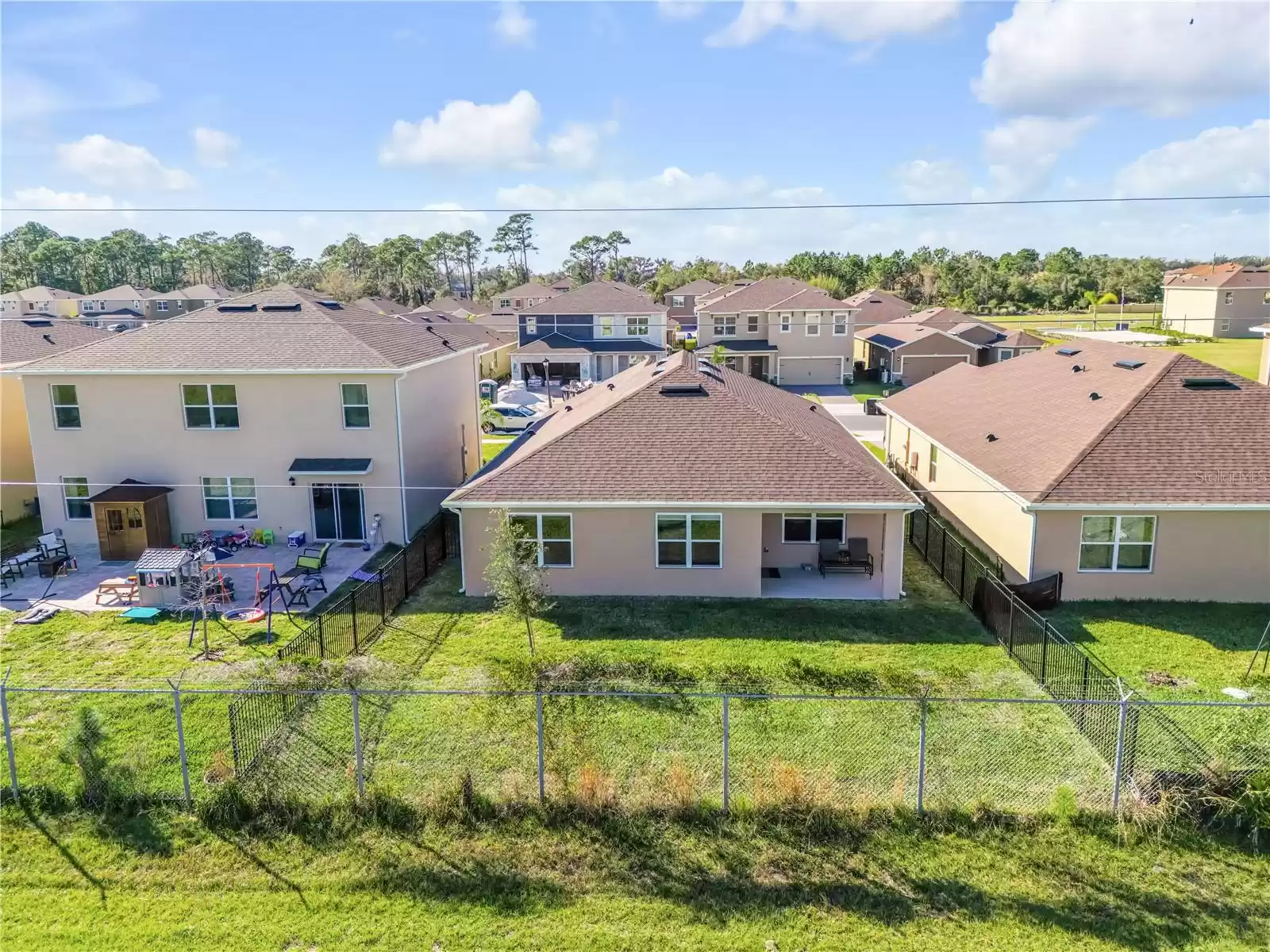 523 LAZIO CIRCLE, DEBARY, Florida 32713, 3 Bedrooms Bedrooms, ,2 BathroomsBathrooms,Residential,For Sale,LAZIO,MFRO6216040